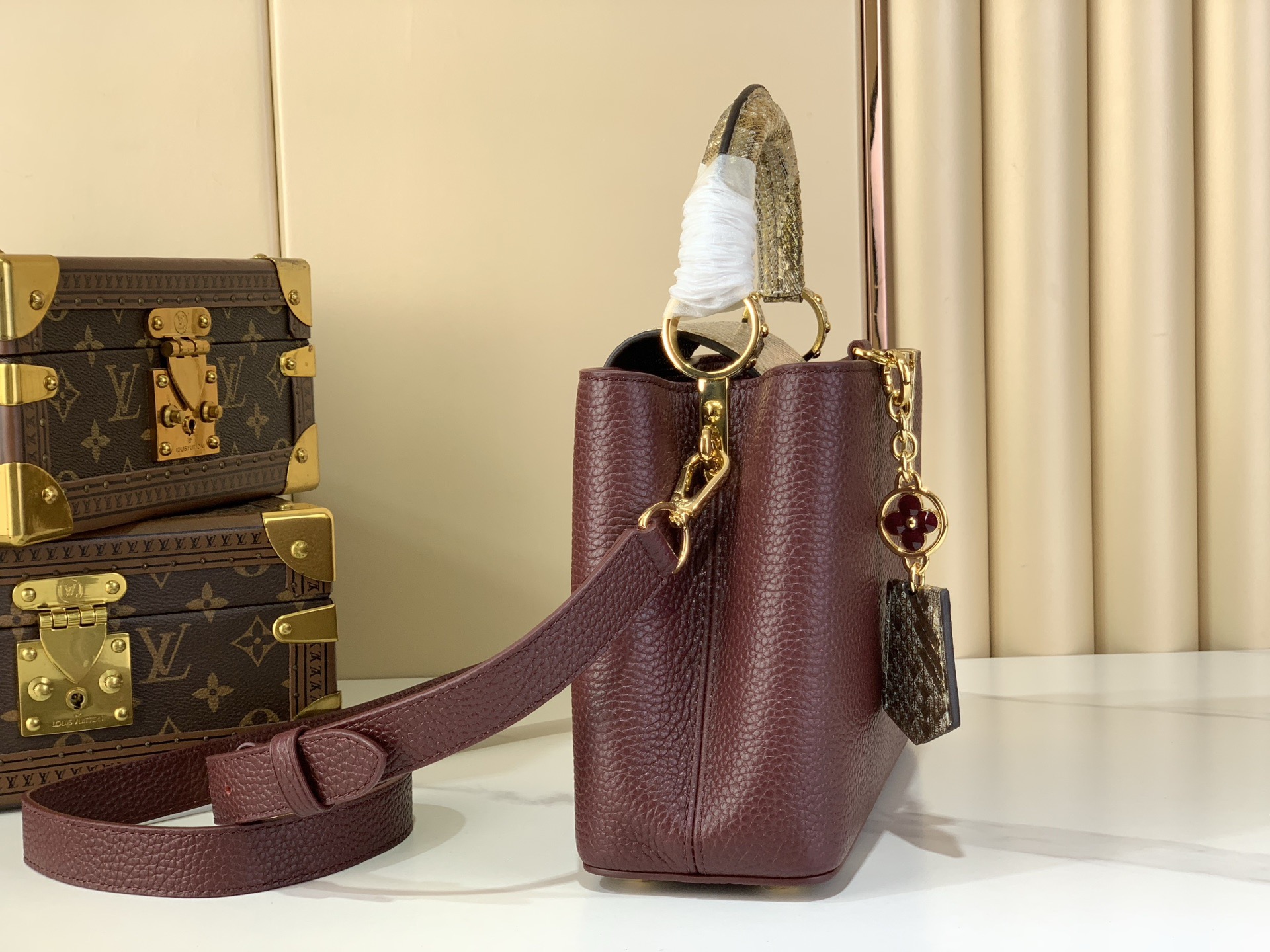 LV Style White Leather Top Handle Bag Lookbook Reference image 2