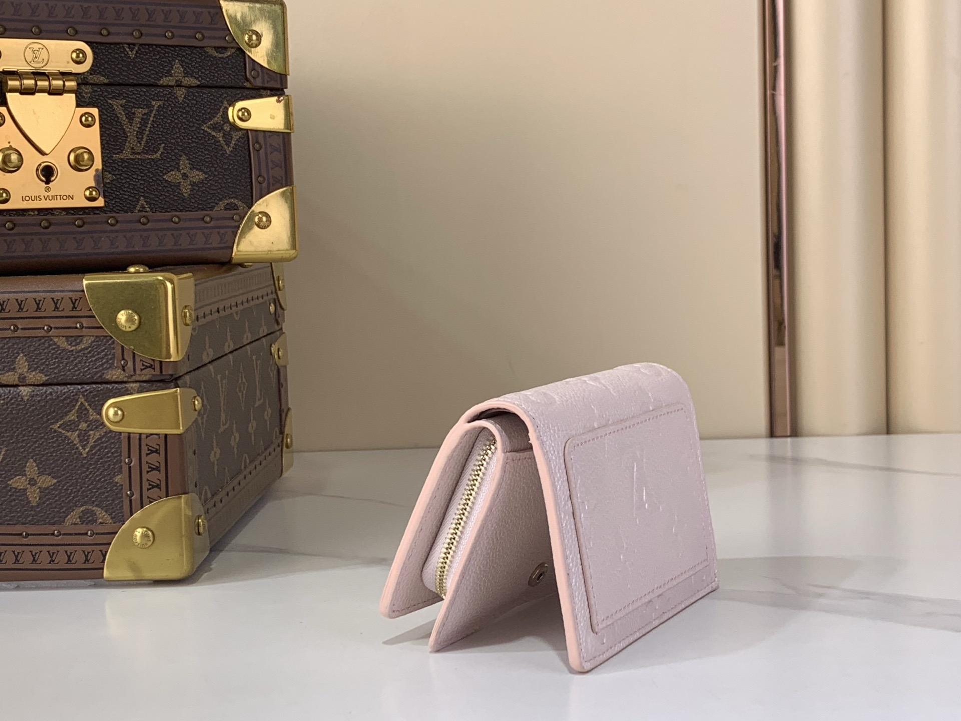 LV Style Beige Leather Wallet Bags Wallet detail image 9 from source 759888