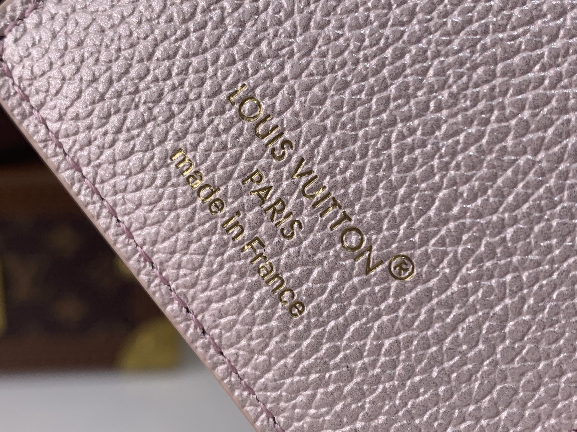 LV Style Beige Leather Wallet Bags Wallet detail image 8 from source 759888