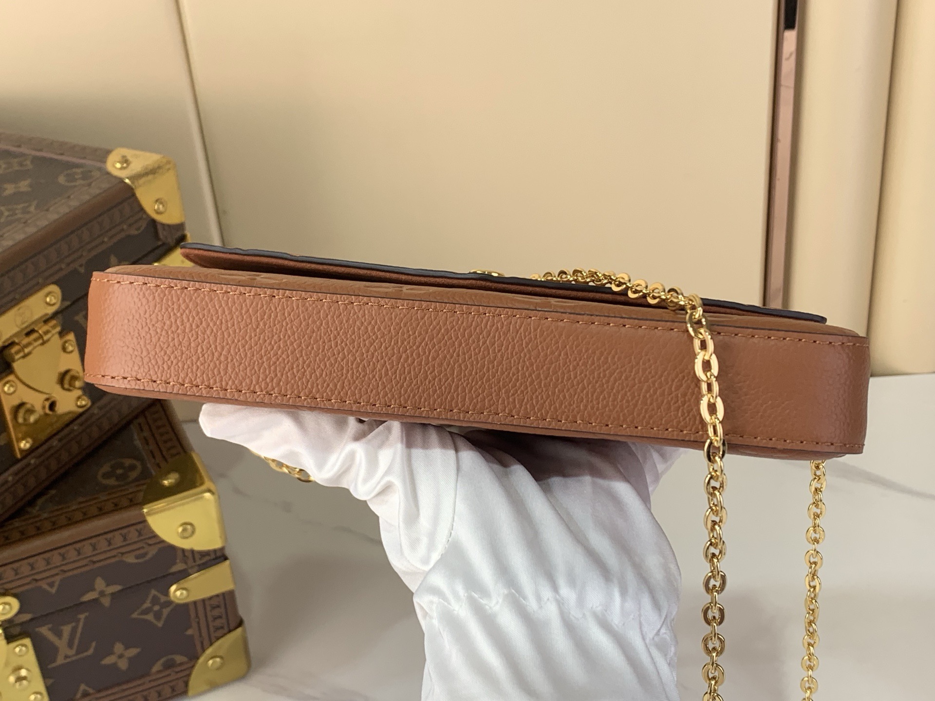 LV Style Brown Leather Clutch Bags Clutch detail image 4 from source 759882