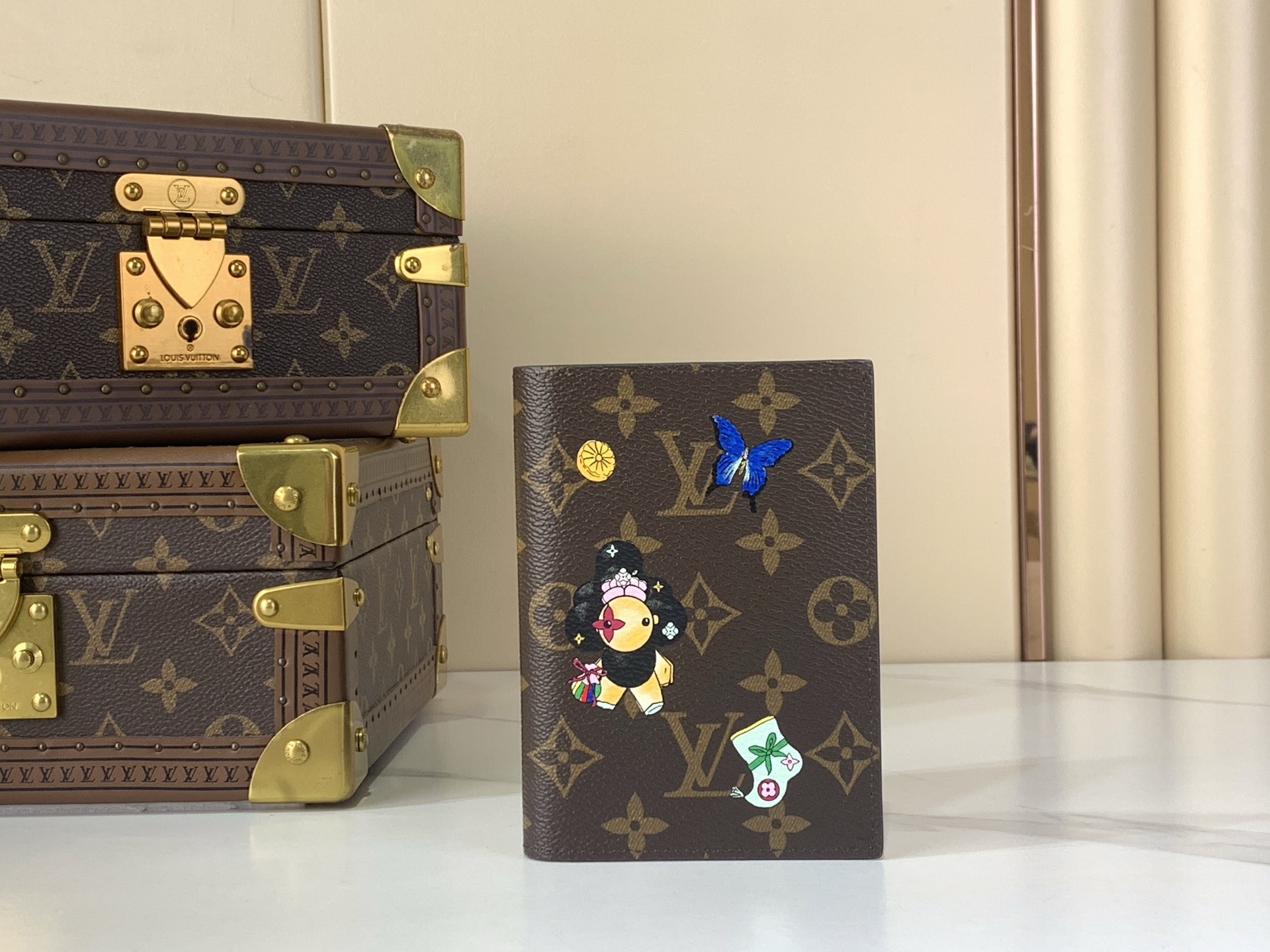 LV Style Blue Leather Passport Cover Lookbook Reference image 1
