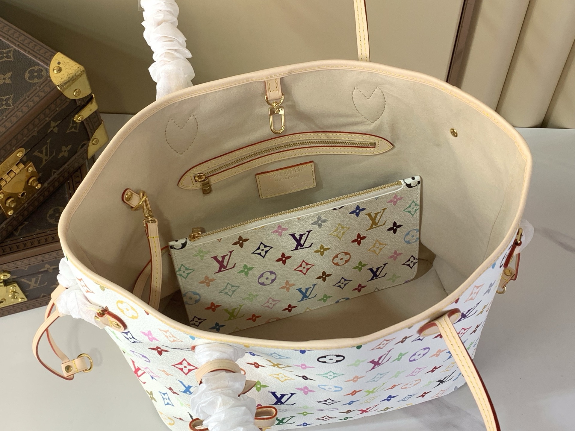 LV Style White Leather Clutch Bags Clutch detail image 9 from source 759896