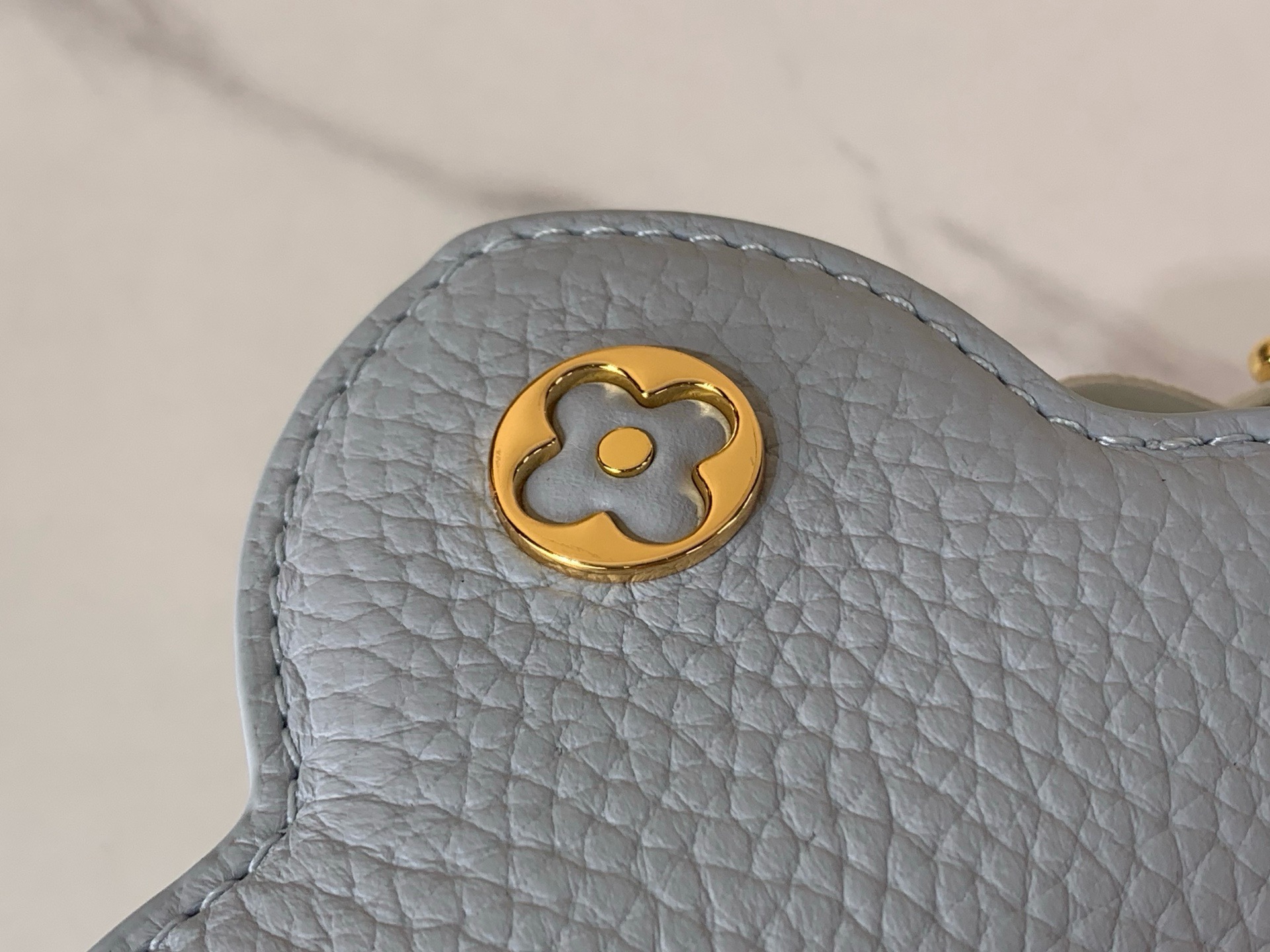 LV Style Beige Leather Top Handle Bag style reference detail image 6 from source 759926