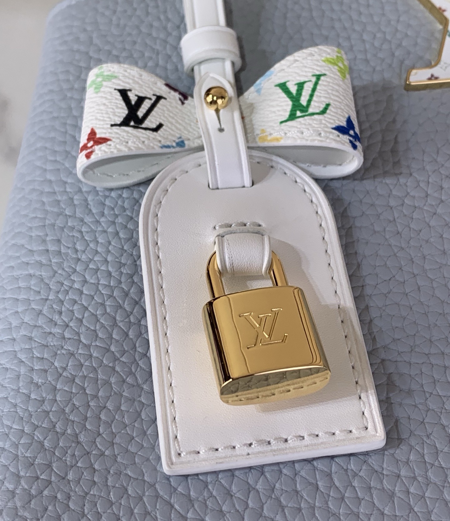 LV Style Beige Leather Top Handle Bag style reference detail image 7 from source 759925