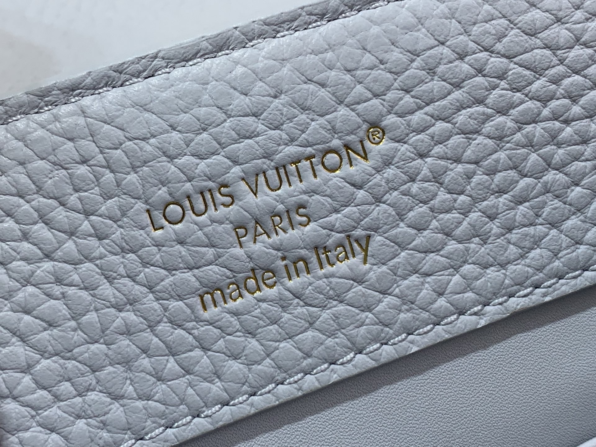 LV Style Beige Leather Top Handle Bag style reference detail image 9 from source 759925