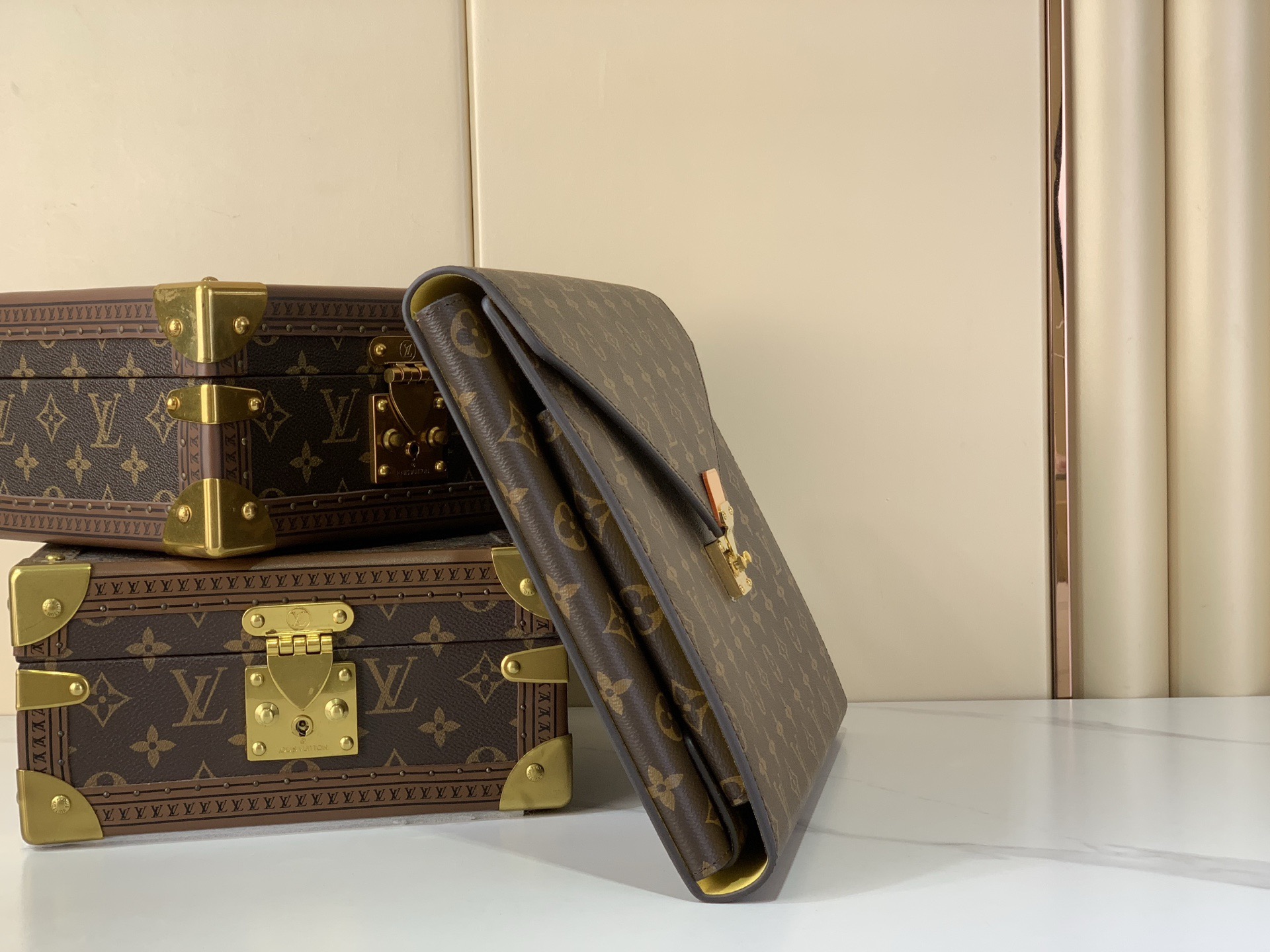 LV Style Leather Clutch Lookbook Reference image 2