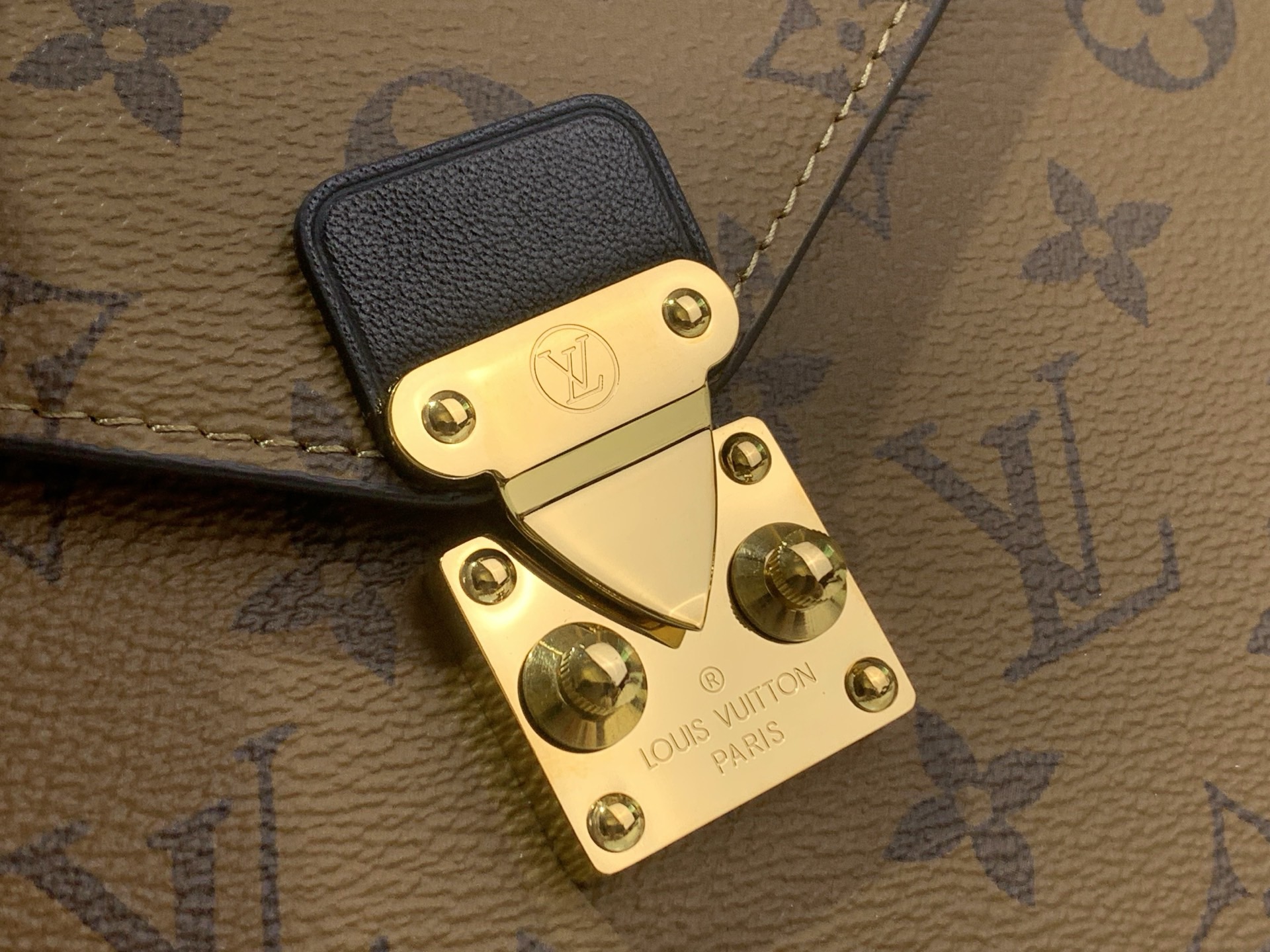 LV Style Leather Clutch Bags Clutch detail image 6 from source 759930