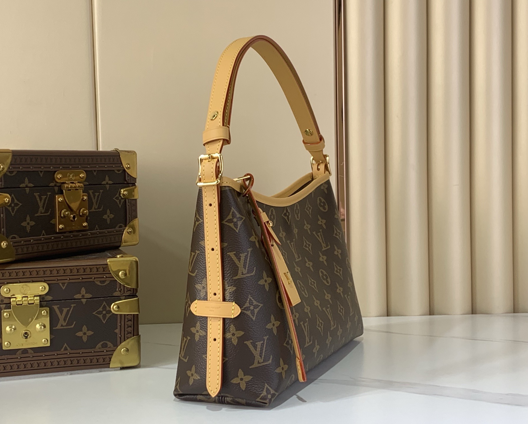 LV Style Beige Leather Clutch Lookbook Reference image 2