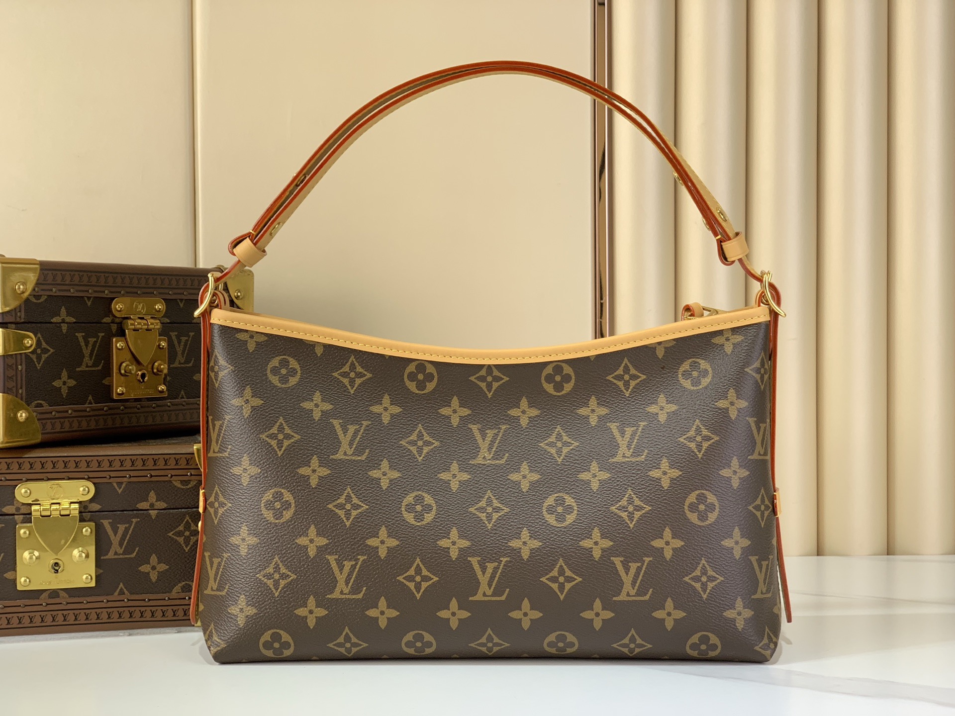 LV Style Beige Leather Clutch Bags Clutch detail image 3 from source 759931