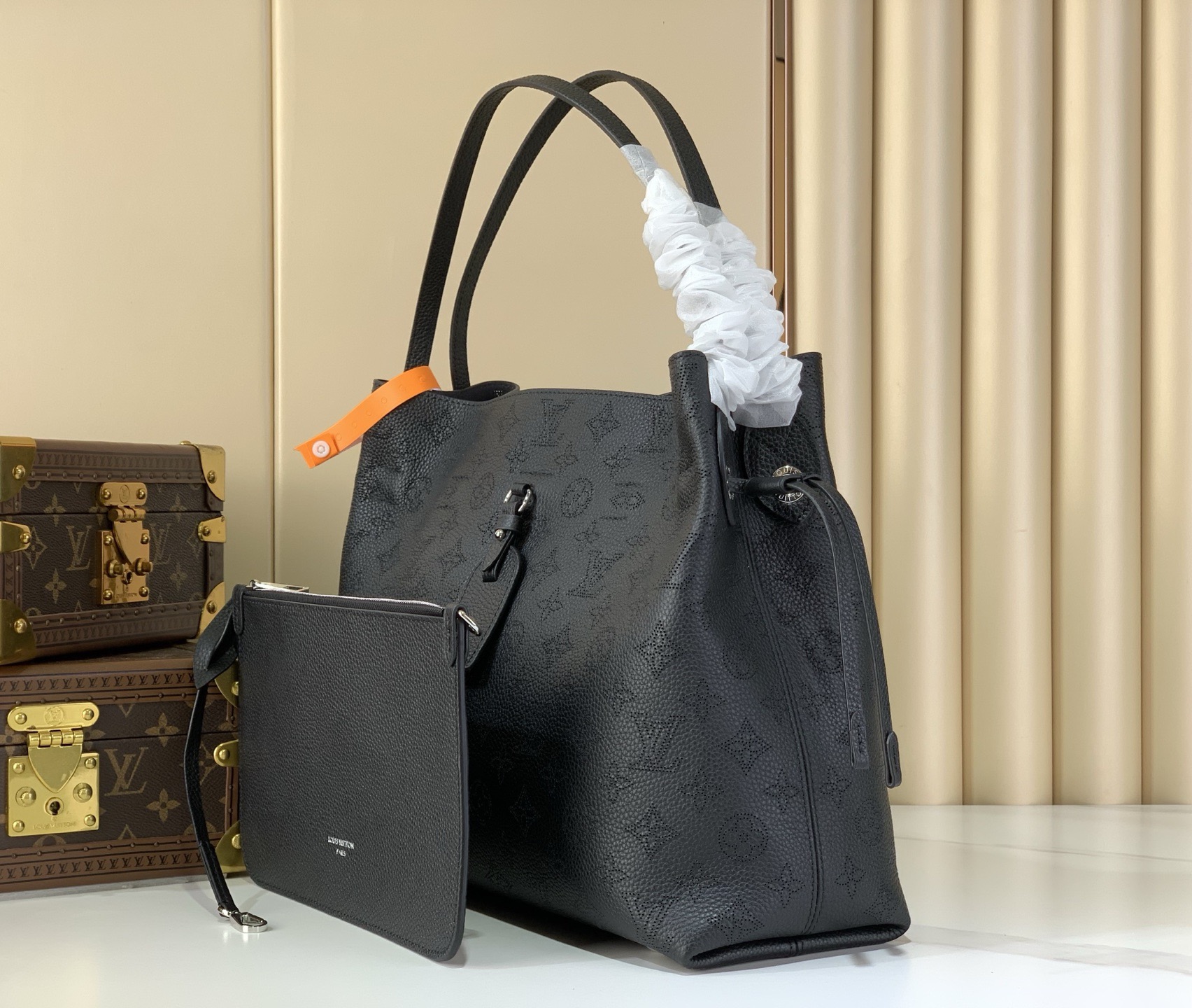 LV Style Black Leather Top Handle Bag Lookbook Reference image 2