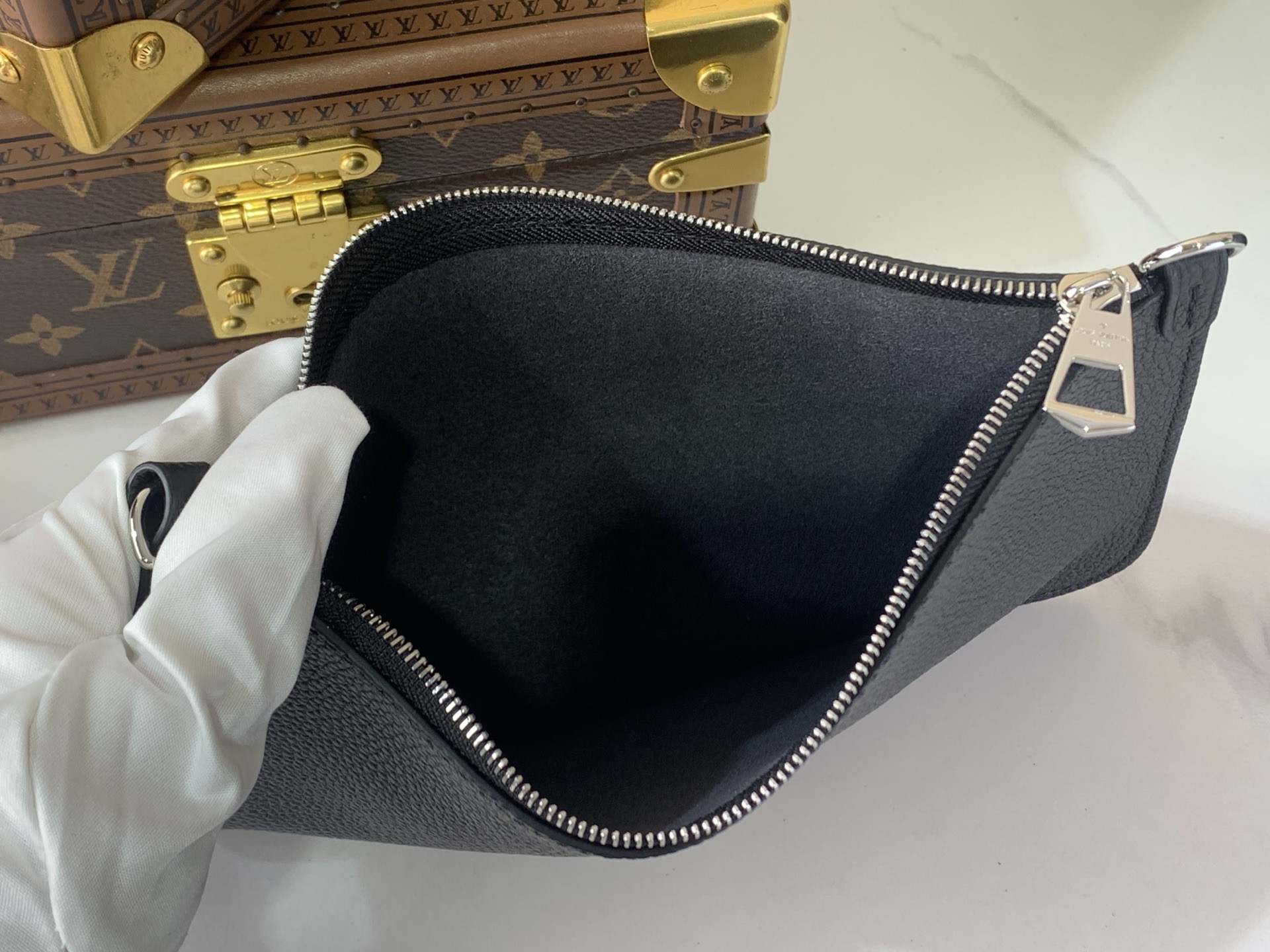 LV Style Black Leather Top Handle Bag style reference detail image 5 from source 760001