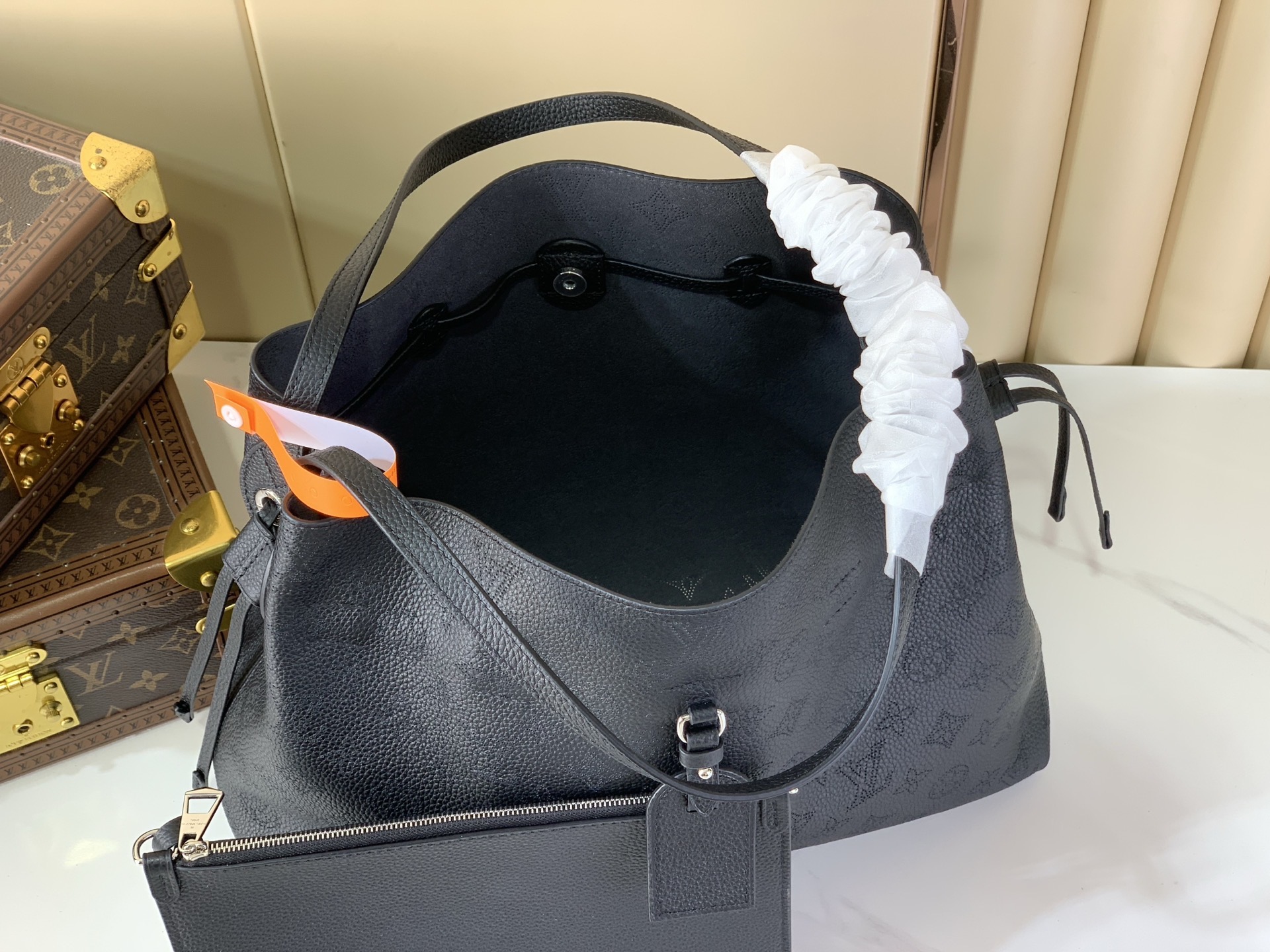 LV Style Black Leather Top Handle Bag style reference detail image 9 from source 760001