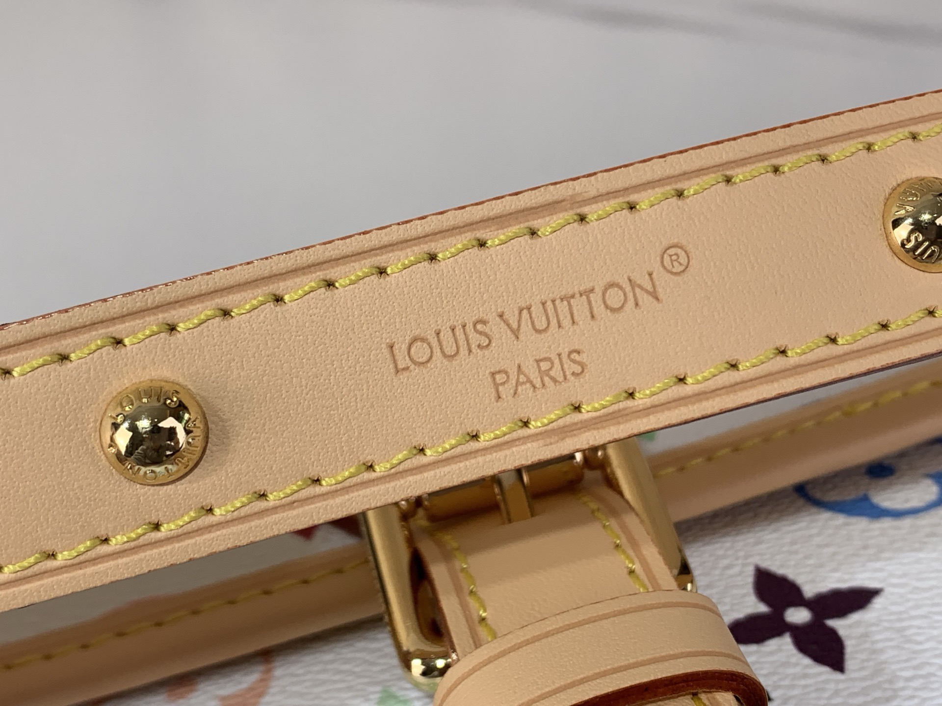 LV Style White Leather Top Handle Bag style reference detail image 6 from source 760014