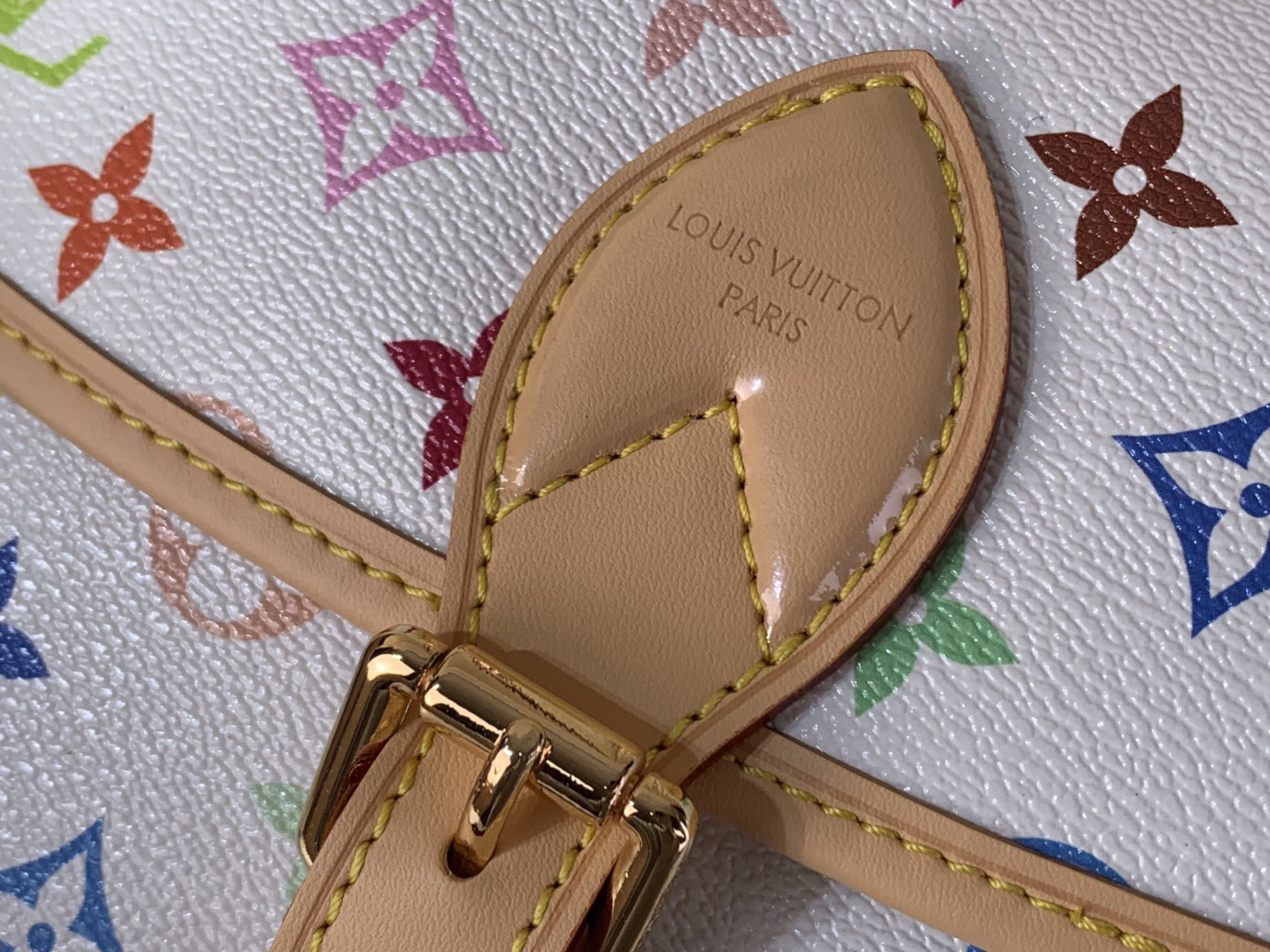 LV Style White Leather Top Handle Bag style reference detail image 5 from source 760014