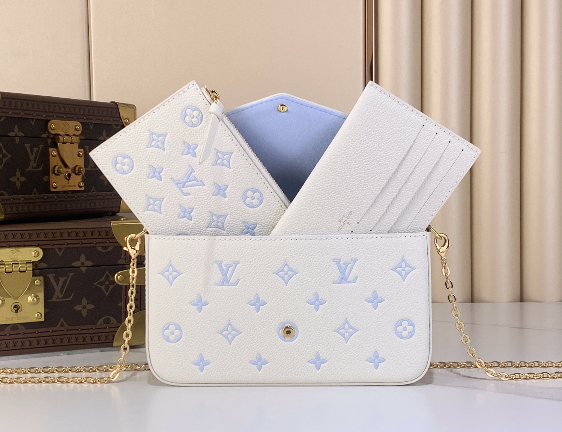 LV Style White Leather Clutch Bags detail image 7 from source 760045