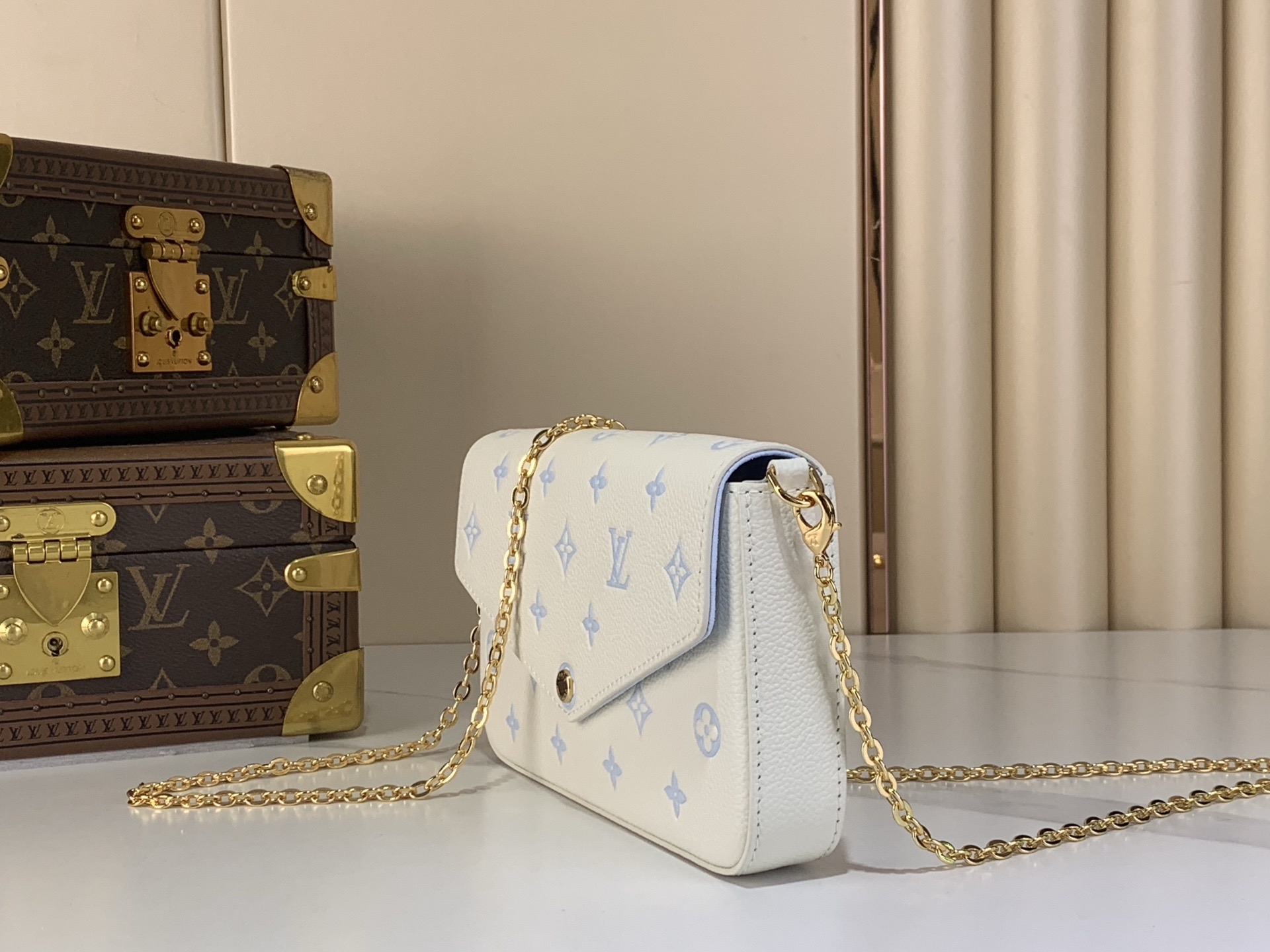 LV Style White Leather Clutch Lookbook Reference image 2