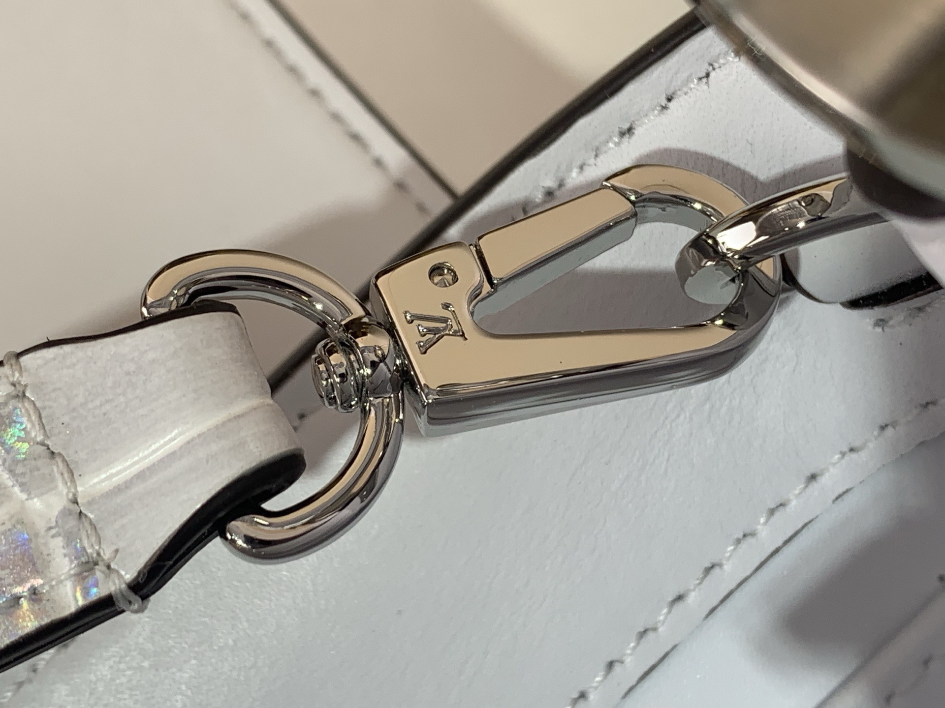 LV Style Leather Top Handle Bag style reference detail image 6 from source 760006