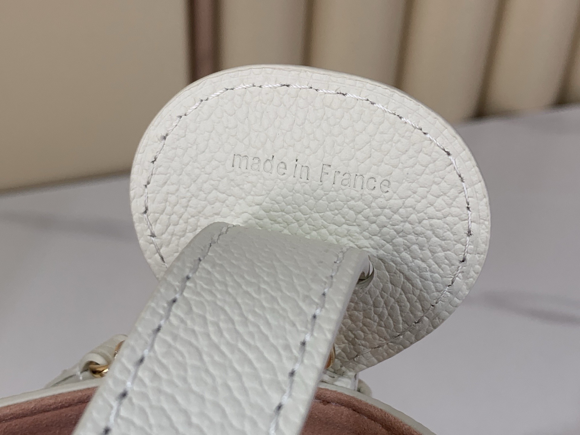 LV Style White Leather Top Handle Bag style reference detail image 8 from source 760038