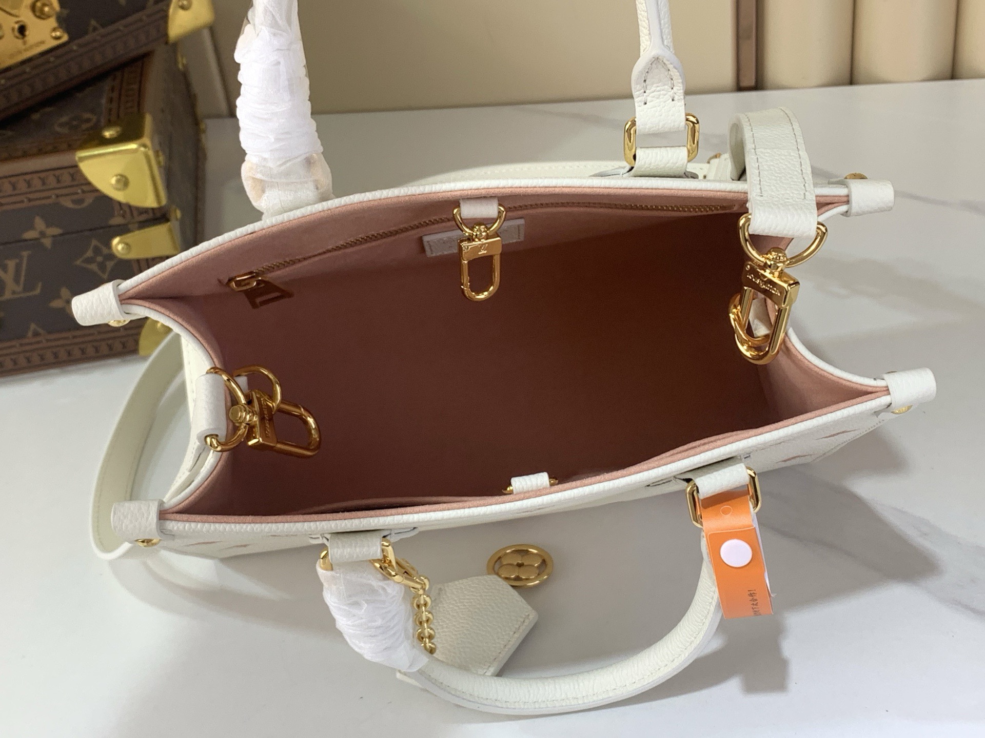 LV Style White Leather Top Handle Bag style reference detail image 9 from source 760035
