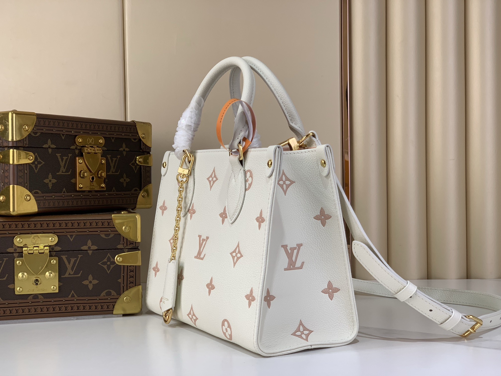 LV Style White Leather Top Handle Bag Lookbook Reference image 2