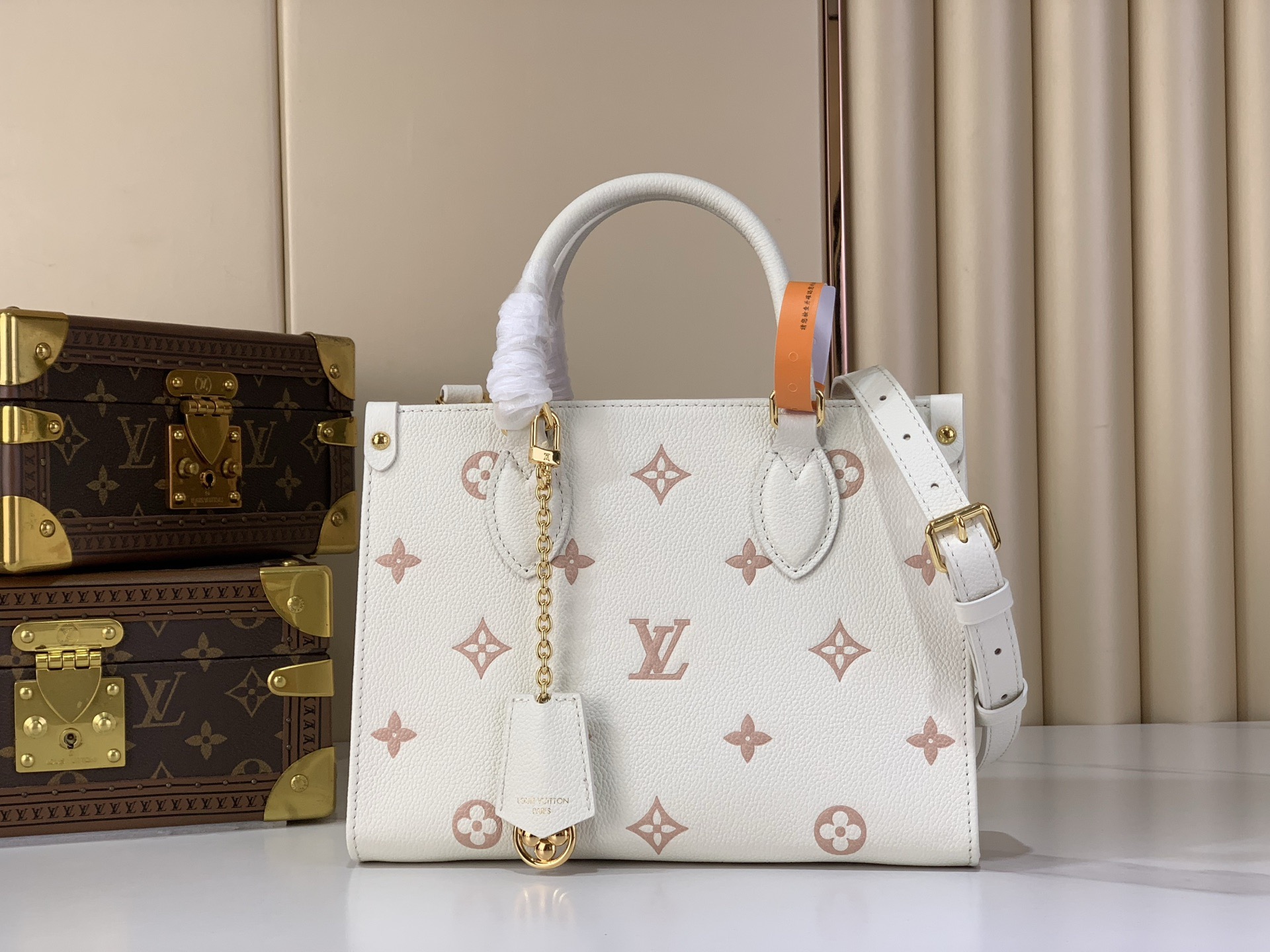 LV Style White Leather Top Handle Bag Lookbook Reference image 1