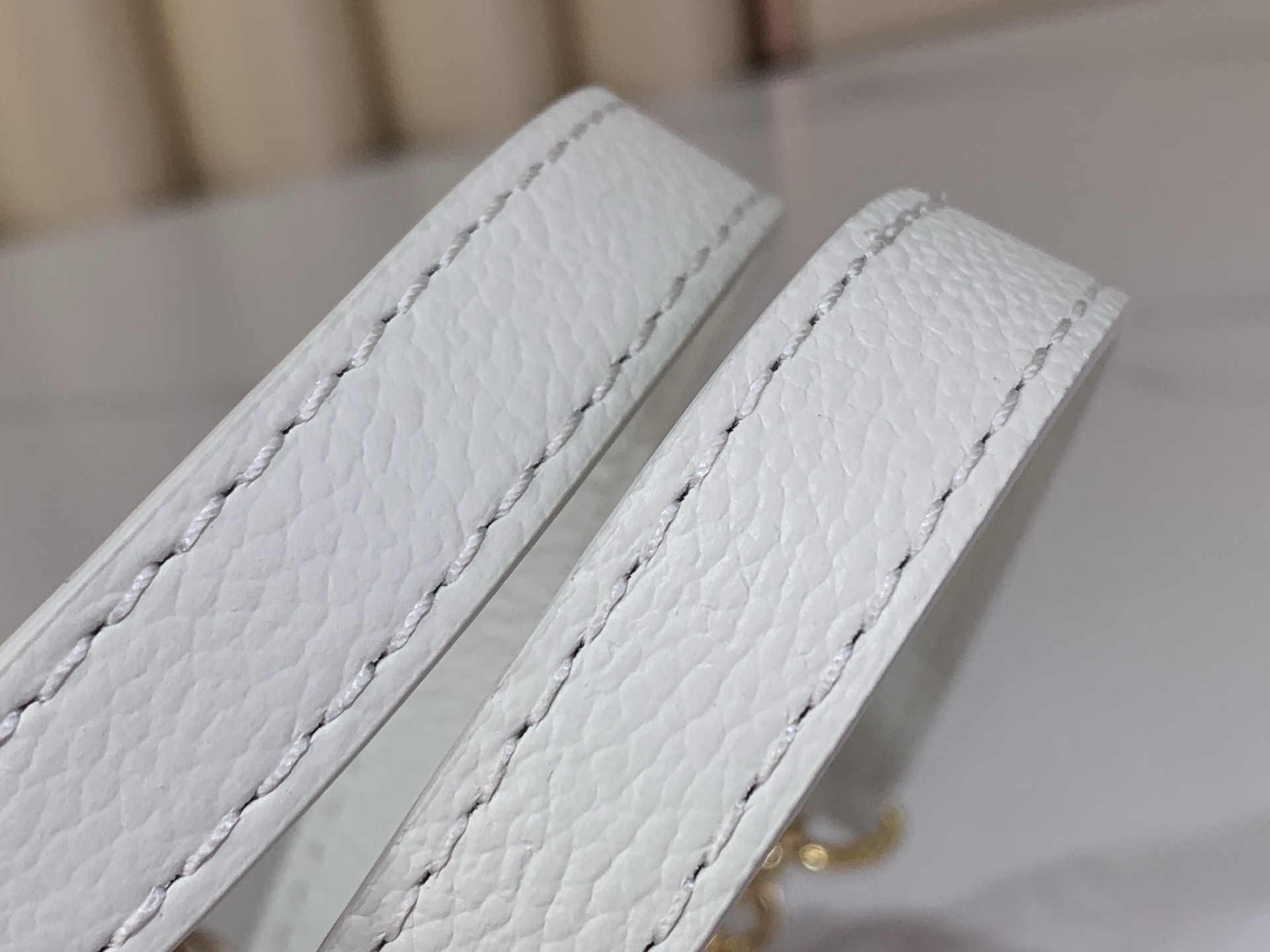 LV Style Beige Leather Top Handle Bag style reference detail image 7 from source 760036