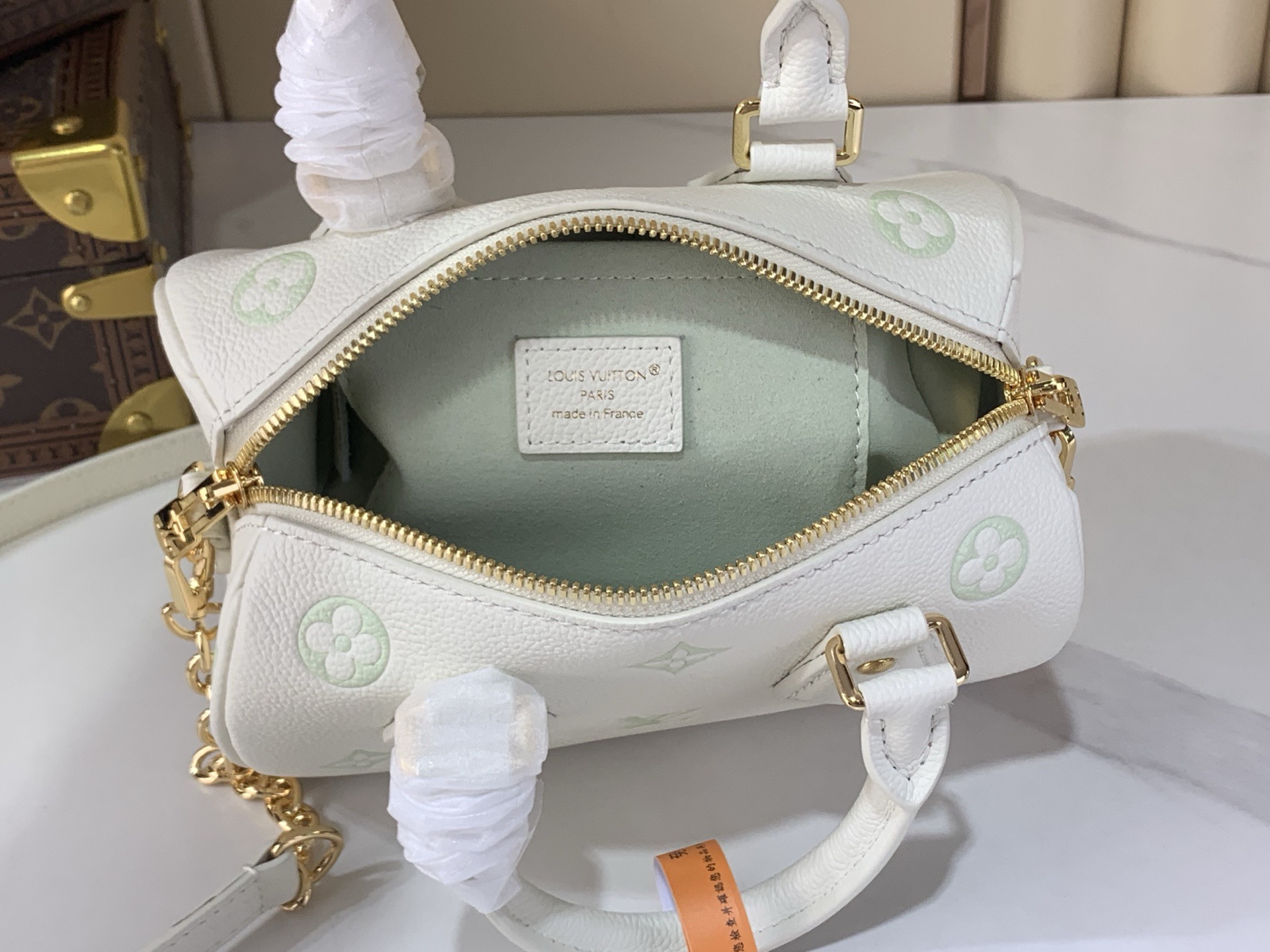 LV Style Beige Leather Top Handle Bag style reference detail image 9 from source 760037