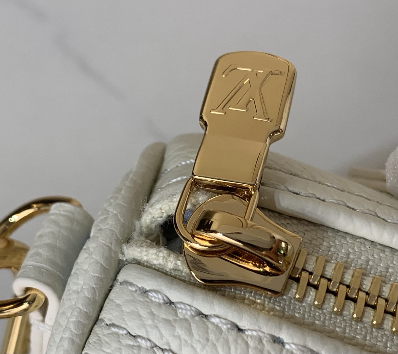 LV Style White Leather Top Handle Bag style reference detail image 6 from source 760041