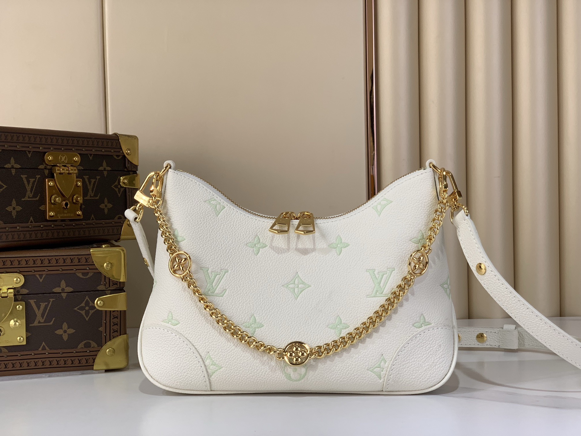 LV Style White Leather Top Handle Bag Lookbook Reference image 1