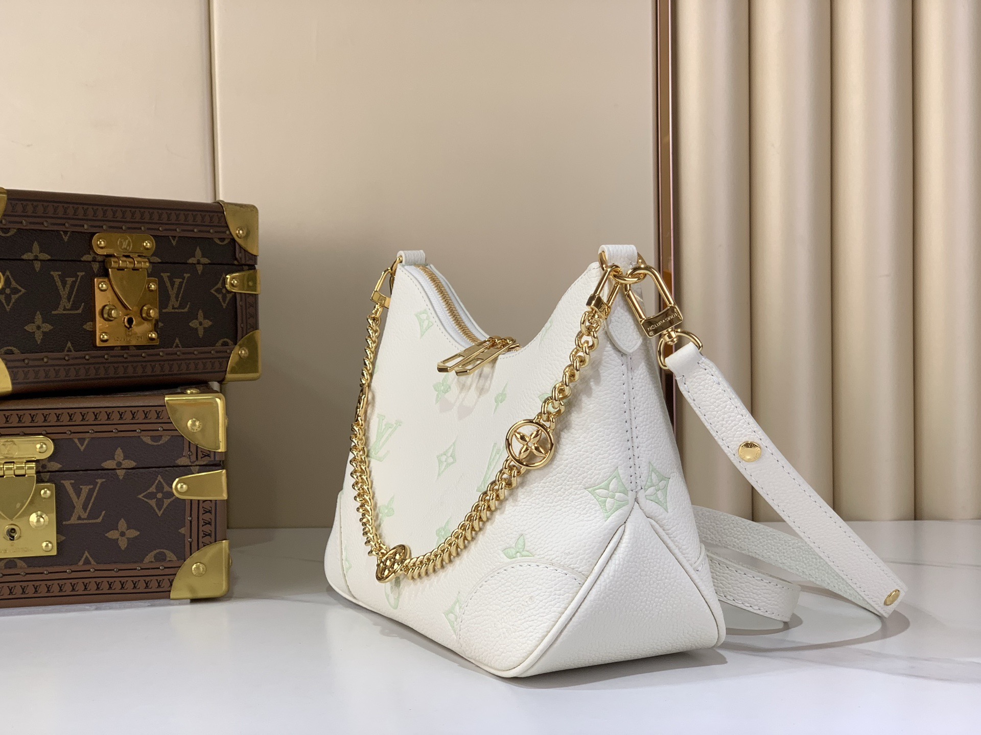 LV Style White Leather Top Handle Bag Lookbook Reference image 2