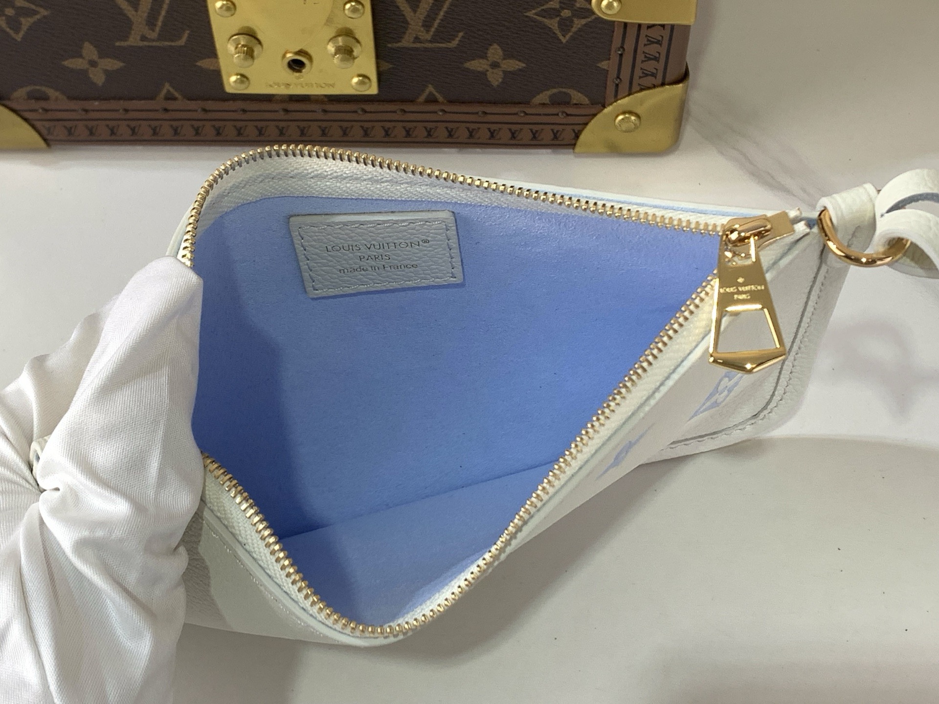 LV Style White Leather Top Handle Bag style reference detail image 6 from source 760034