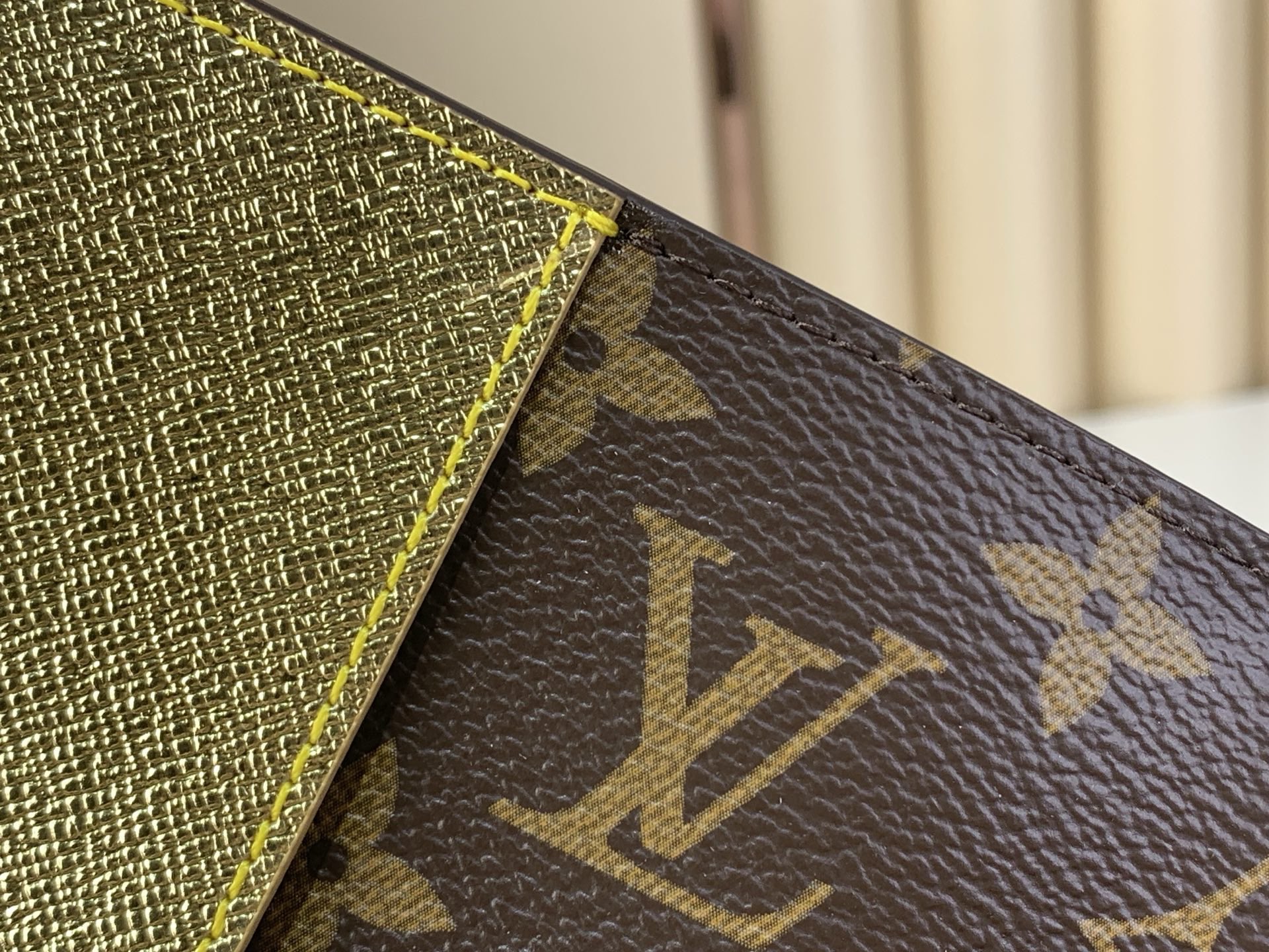 LV Style Canvas Bag style reference detail image 7 from source 760012