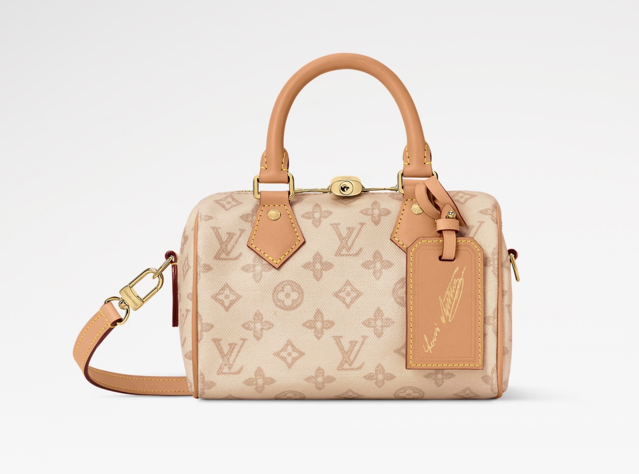 NO:687883,Top Original [Sac Speedy Bandoulière 20 Handbag] m27951 White/Color House’s new Monogram Origin canvas was created for the anniversary of the iconic Louis Vuitton pattern for this version of the Speedy Bandoulière 20  A 5g bag completes the dress. It is sublimated with cowhide trim and is distinguished by its exclusive address holder and golden padlock. The dress can be worn in many ways and reveals a striped lining with flat pockets, perfect for keeping small essentials safely. Dimensions 20.5 x 13.5 x 12 cm. 4915055 (length x height x width),, louis vuitton, cowhide19860909顶级原单【Sac Speedy Bandoulière 20 手袋】 m27951 白色/彩色 House的新Monogram Origin帆布是为标志性的路易威登图案周年而创造的,为这个版本的Speedy Bandoulière 20 5g包增添了礼服.它由牛皮装饰升华,并以其专属地址持有人和金色挂锁而著称.这件衣服可以以多种方式穿着,并露出条纹衬里,带有扁平口袋,非常适合安全保存小必需品. 尺寸20.5 x 13.5 x 12厘米.4915055（长度x高度x宽度）,,louis vuitton,cowhide,Bag