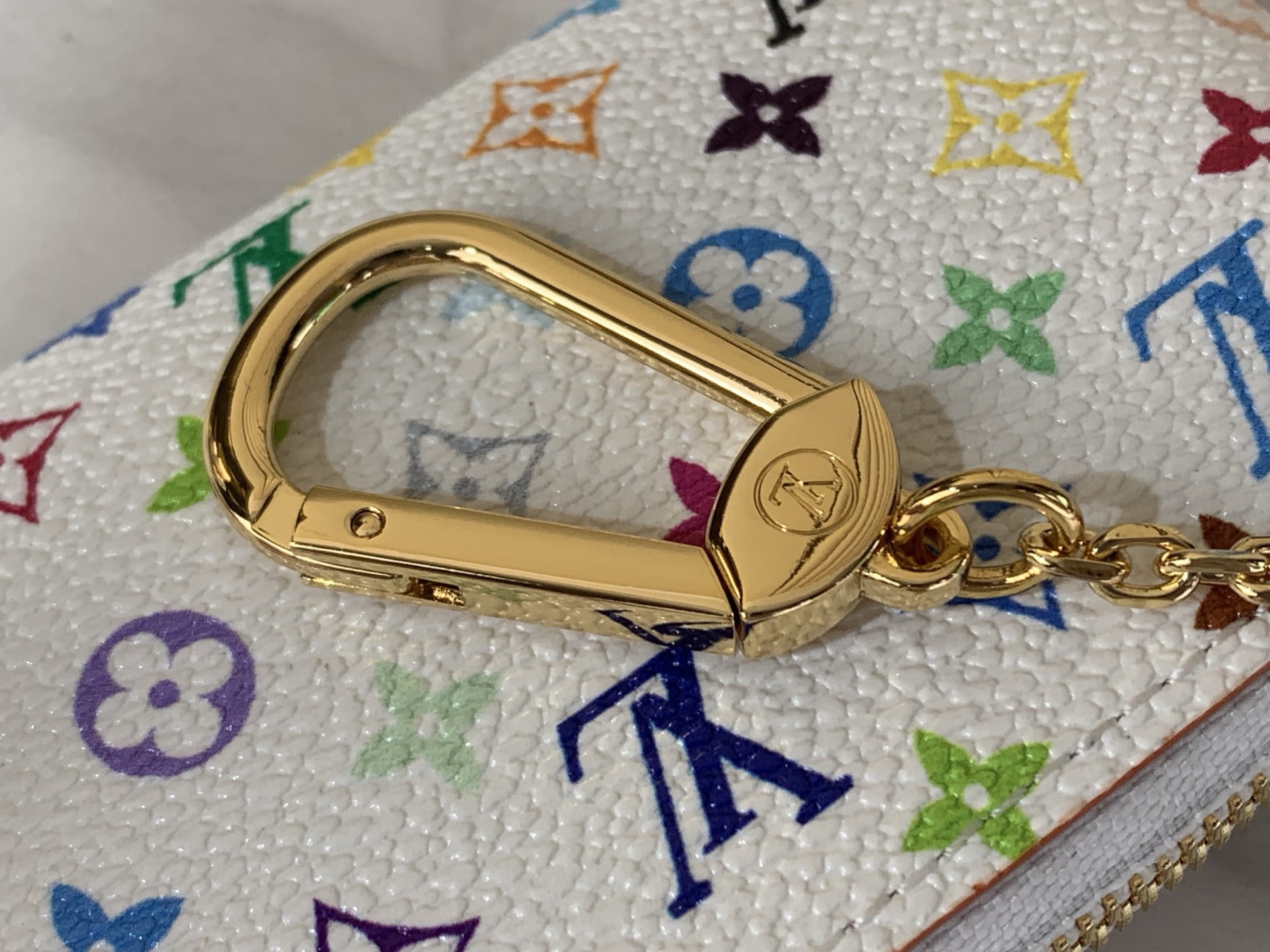 LV Style White Wallet Bags detail image 5 from source 760019