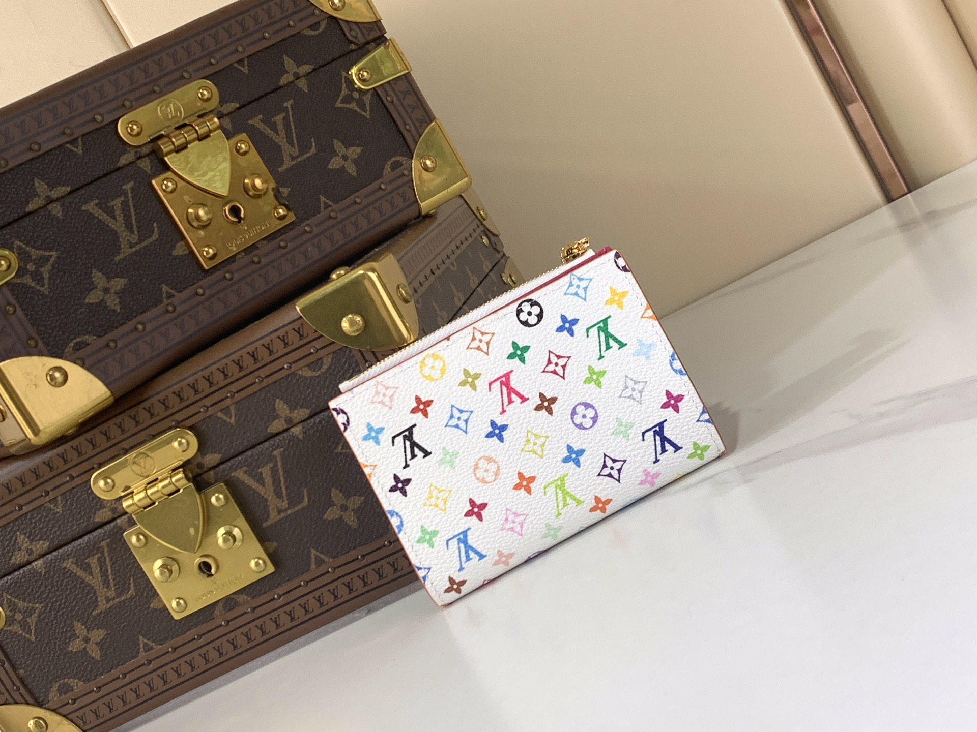 LV Style White Canvas Wallet Bags detail image 3 from source 760018