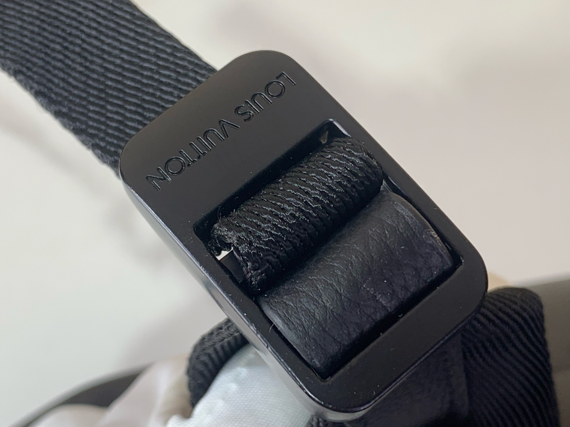 LV Style Black Canvas Backpack Bags detail image 7 from source 760029