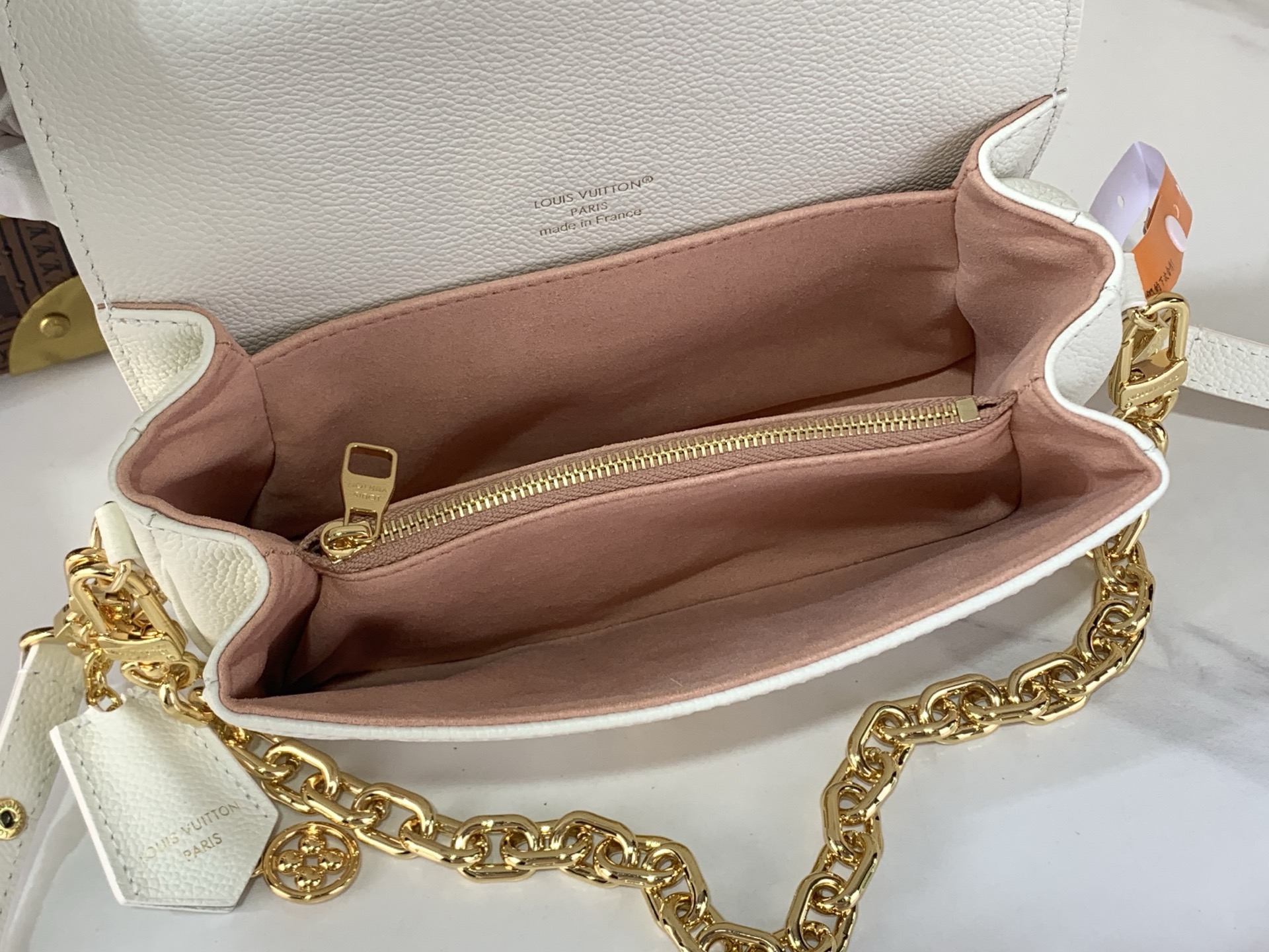 LV Style Beige Leather Clutch Bags detail image 9 from source 760044