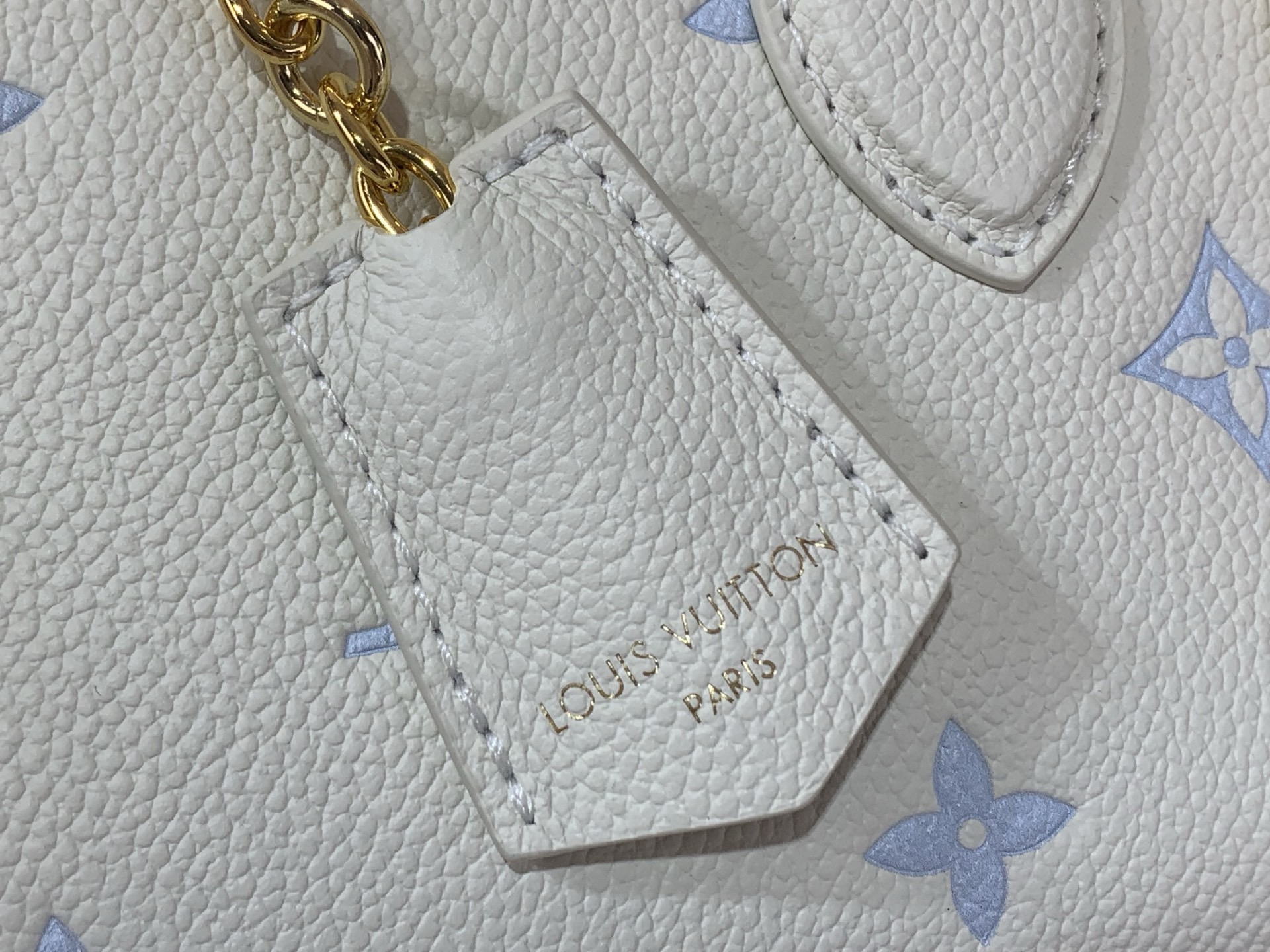 LV Style Beige Leather Top Handle Bag style reference detail image 6 from source 760042
