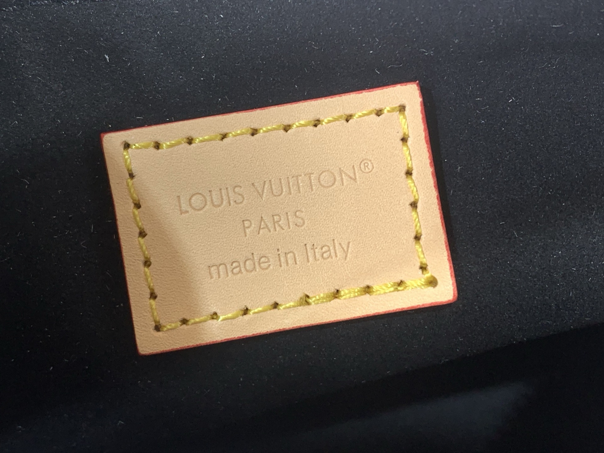 LV Style Beige Leather Clutch Bags detail image 8 from source 760049