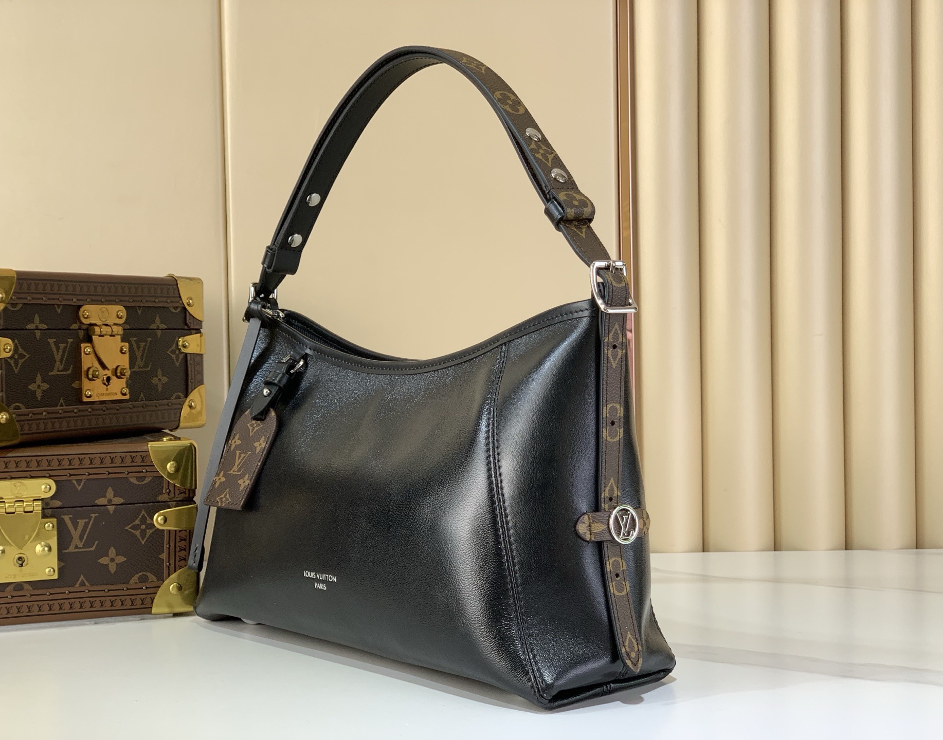 LV Style Black Leather Clutch Lookbook Reference image 2