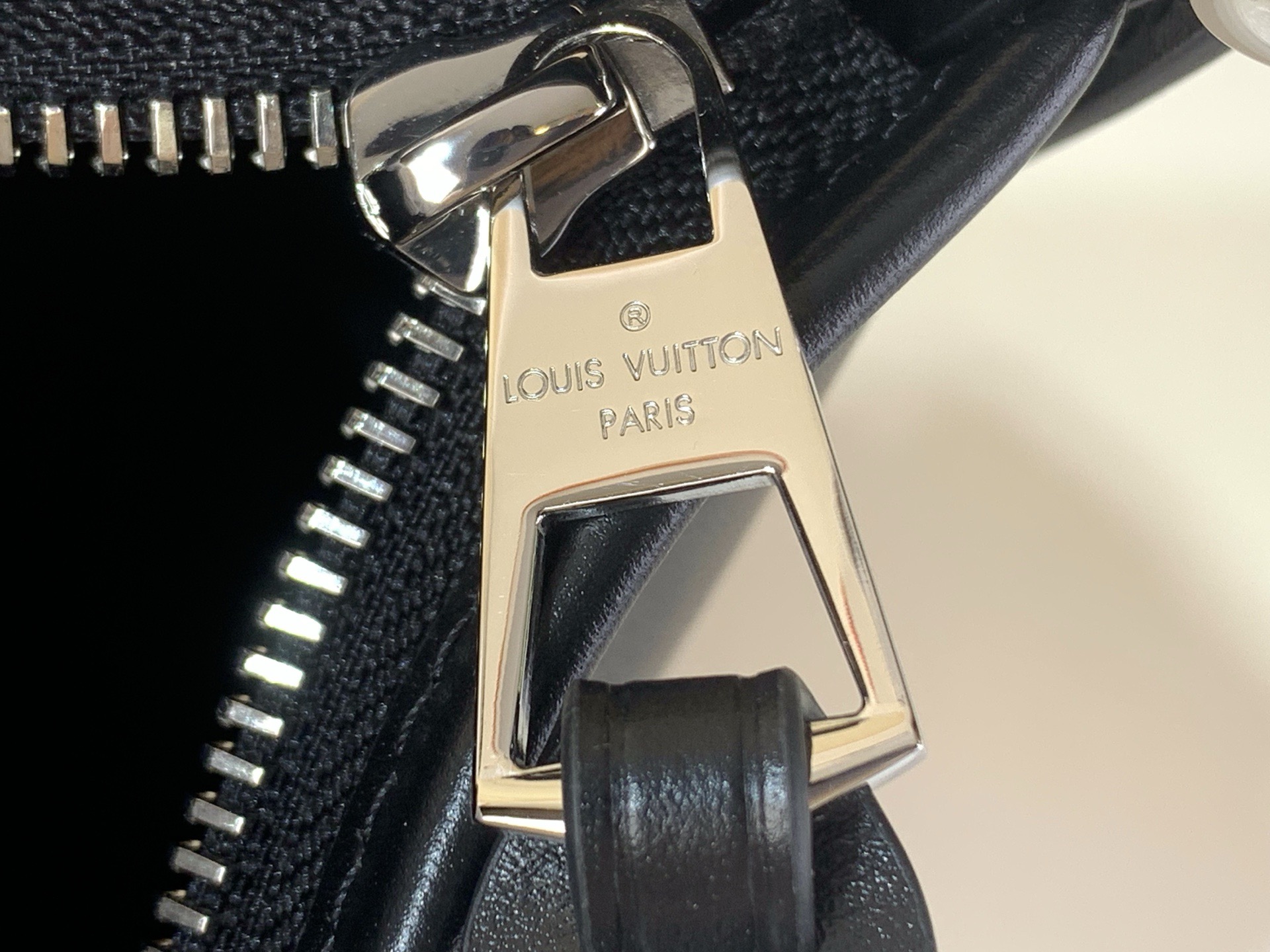 LV Style Black Leather Clutch Bags detail image 6 from source 760048