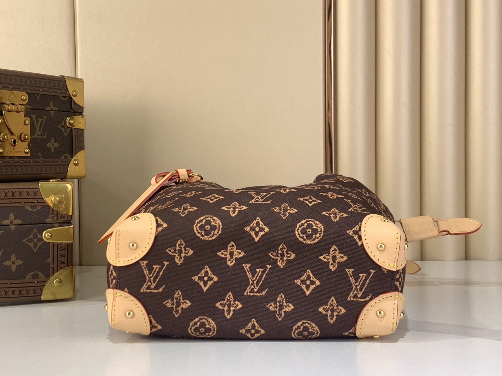 LV Style Brown Canvas Top Handle Bag Bags Top Handle Bag detail image 4 from source 765182