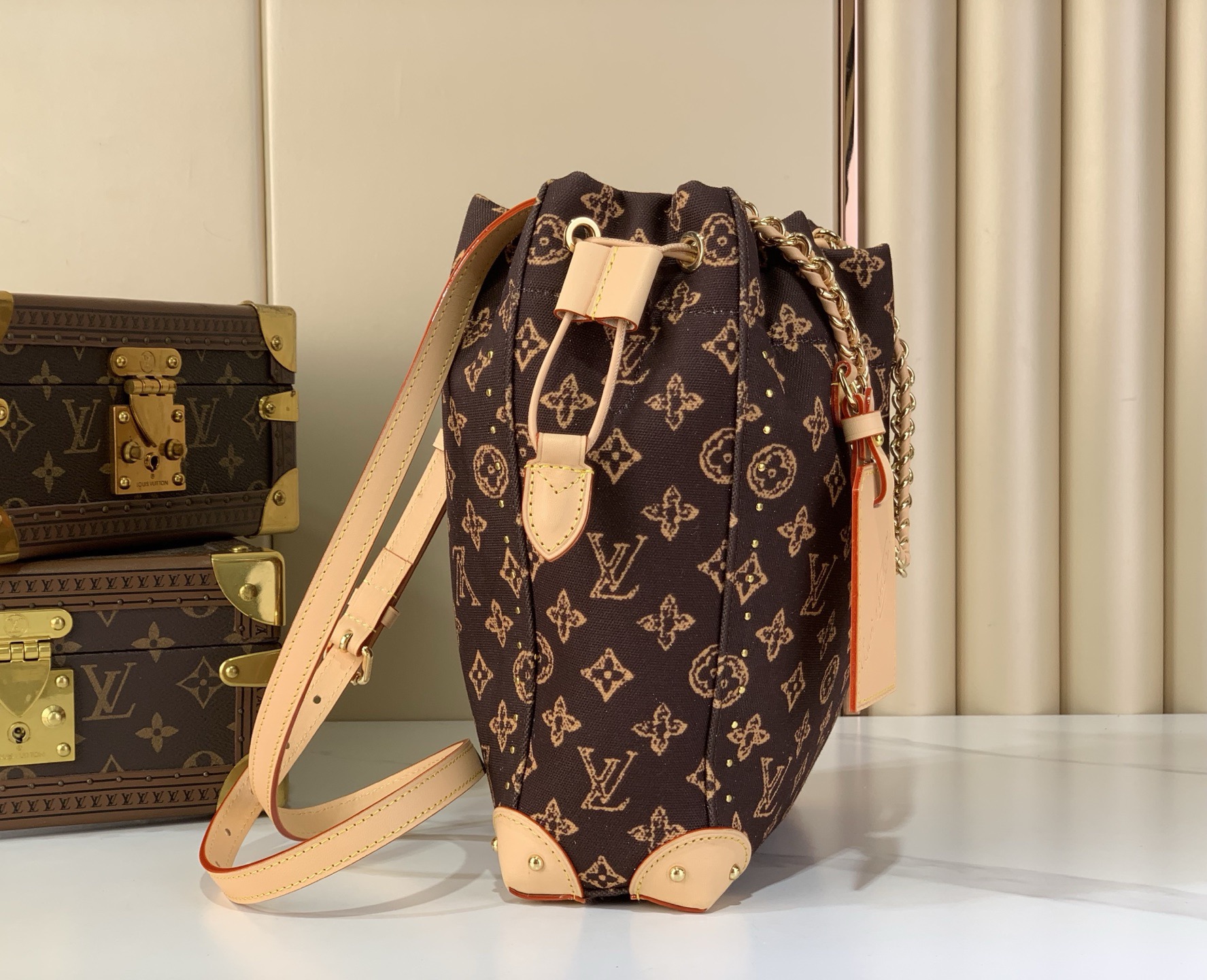 LV Style Brown Canvas Top Handle Bag Bags Top Handle Bag detail image 2 from source 765182