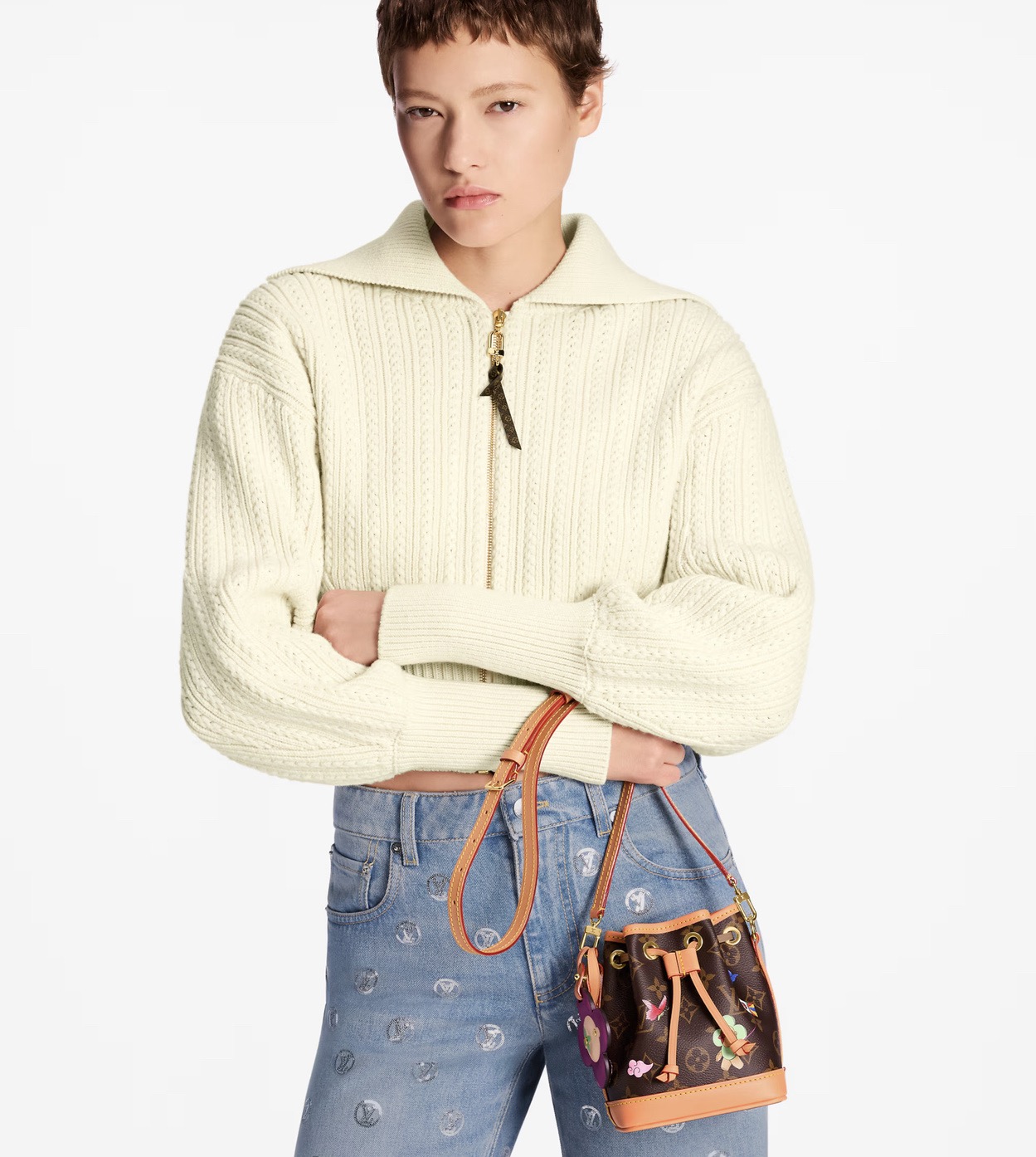 NO:710602,[NANO NO handbag] m12221 presbyopia/blue (silk screen-Christmas) m26623 presbyopia/rose pink model picture,19860909【NANO NO 手袋】 m12221 老花/蓝色（丝印-圣诞） m26623 老花/玫粉色 模特图,,Bag