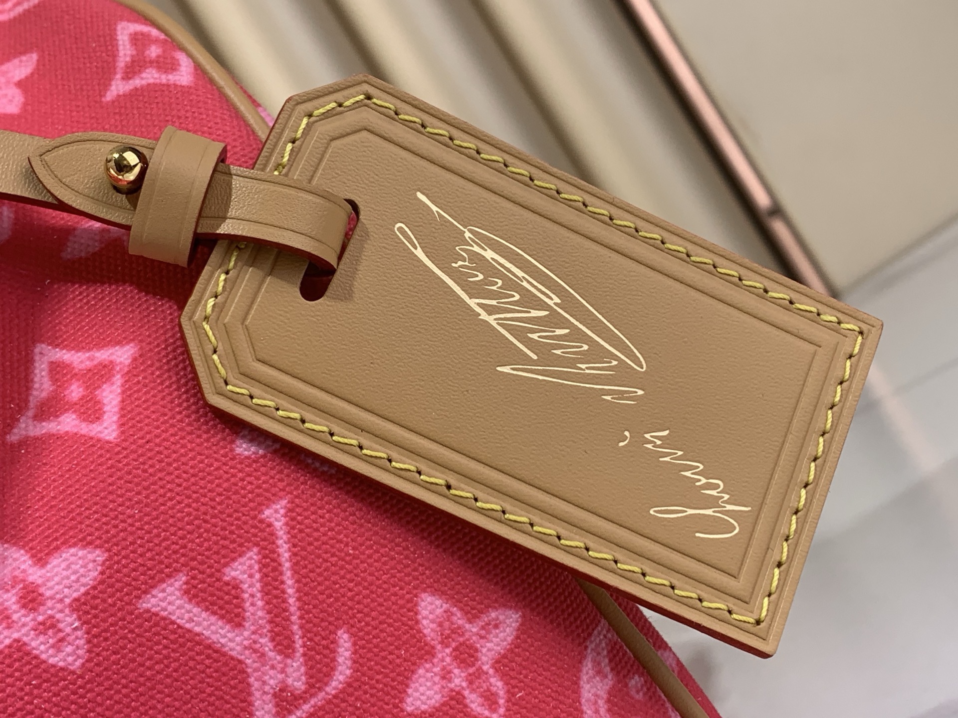 LV Style Beige Leather Top Handle Bag style reference detail image 5 from source 765178