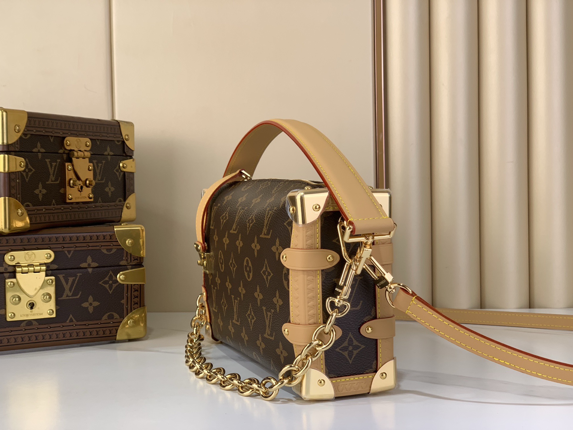 LV Style Beige Canvas Top Handle Bag Bags Top Handle Bag detail image 2 from source 770252