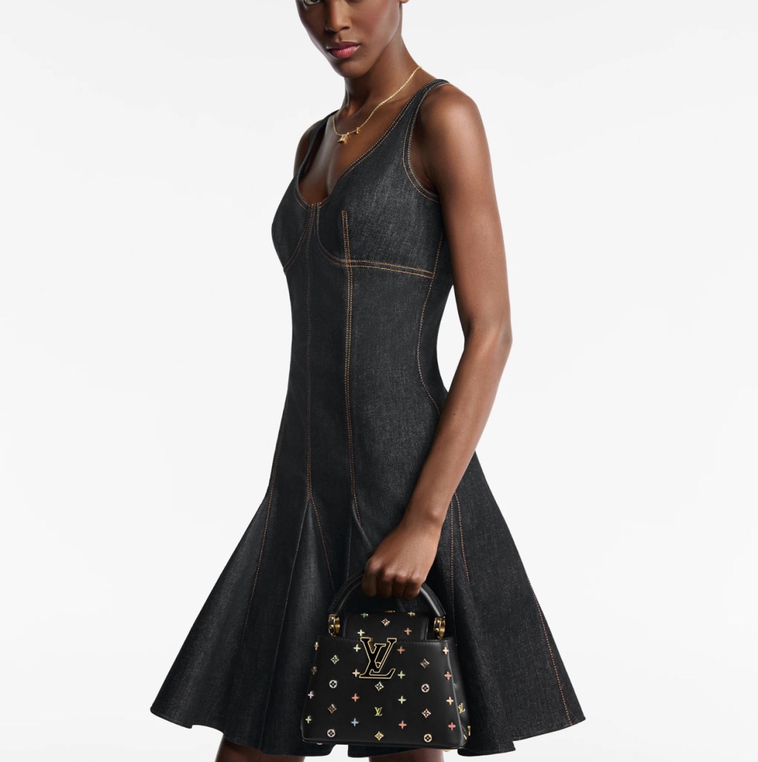 NO:718024,[CAUCINES mini handbag] m27637 black/rainbow (Takashi Murakami) model picture,19860909【CAUCINES 迷你手袋】m27637 黑色/彩虹（村上隆） 模特图,,Bag