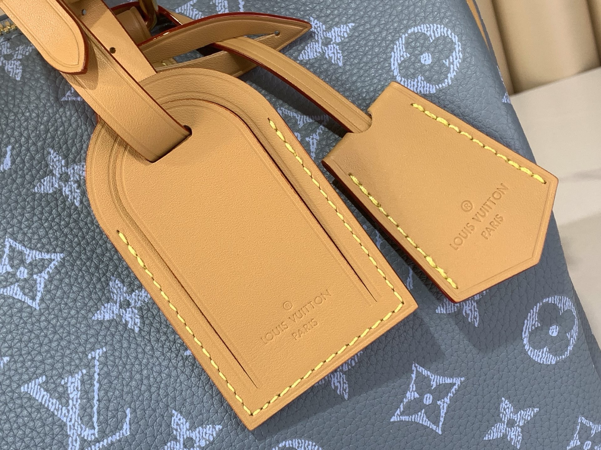 LV Style Beige Leather Shoulder Bag Bags Shoulder Bag detail image 5 from source 765172