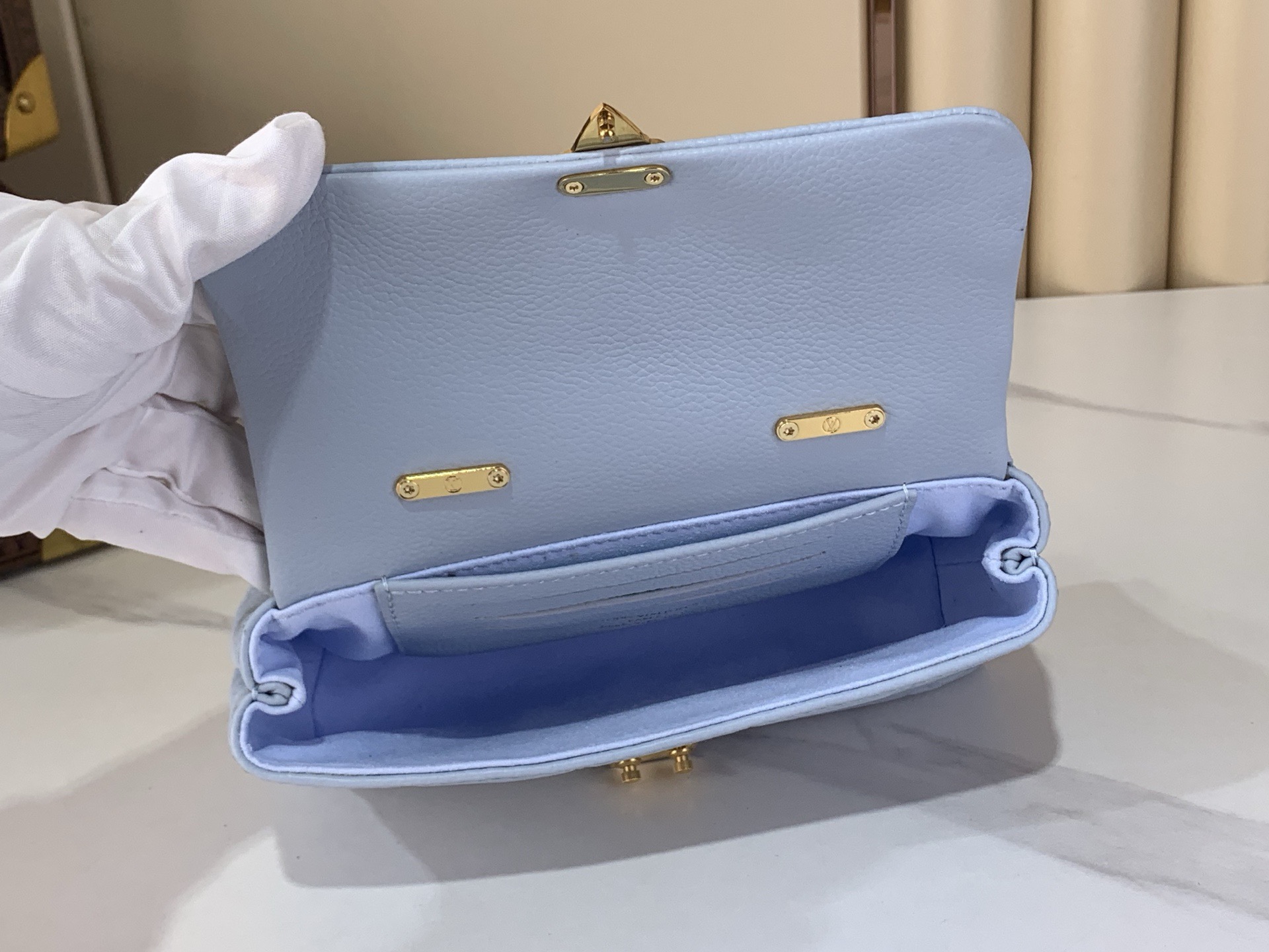 LV Style Beige Leather Top Handle Bag style reference detail image 9 from source 765174