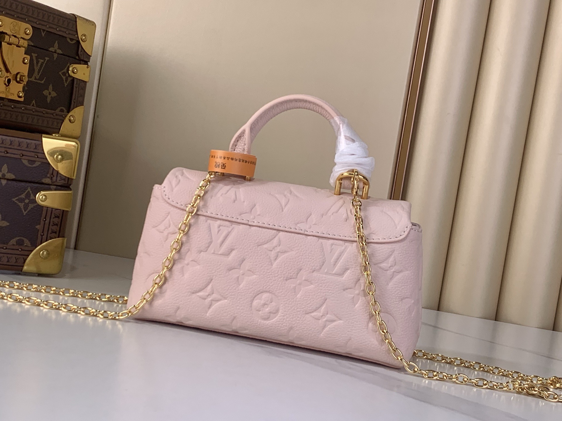 LV Style Beige Leather Top Handle Bag style reference detail image 3 from source 765173